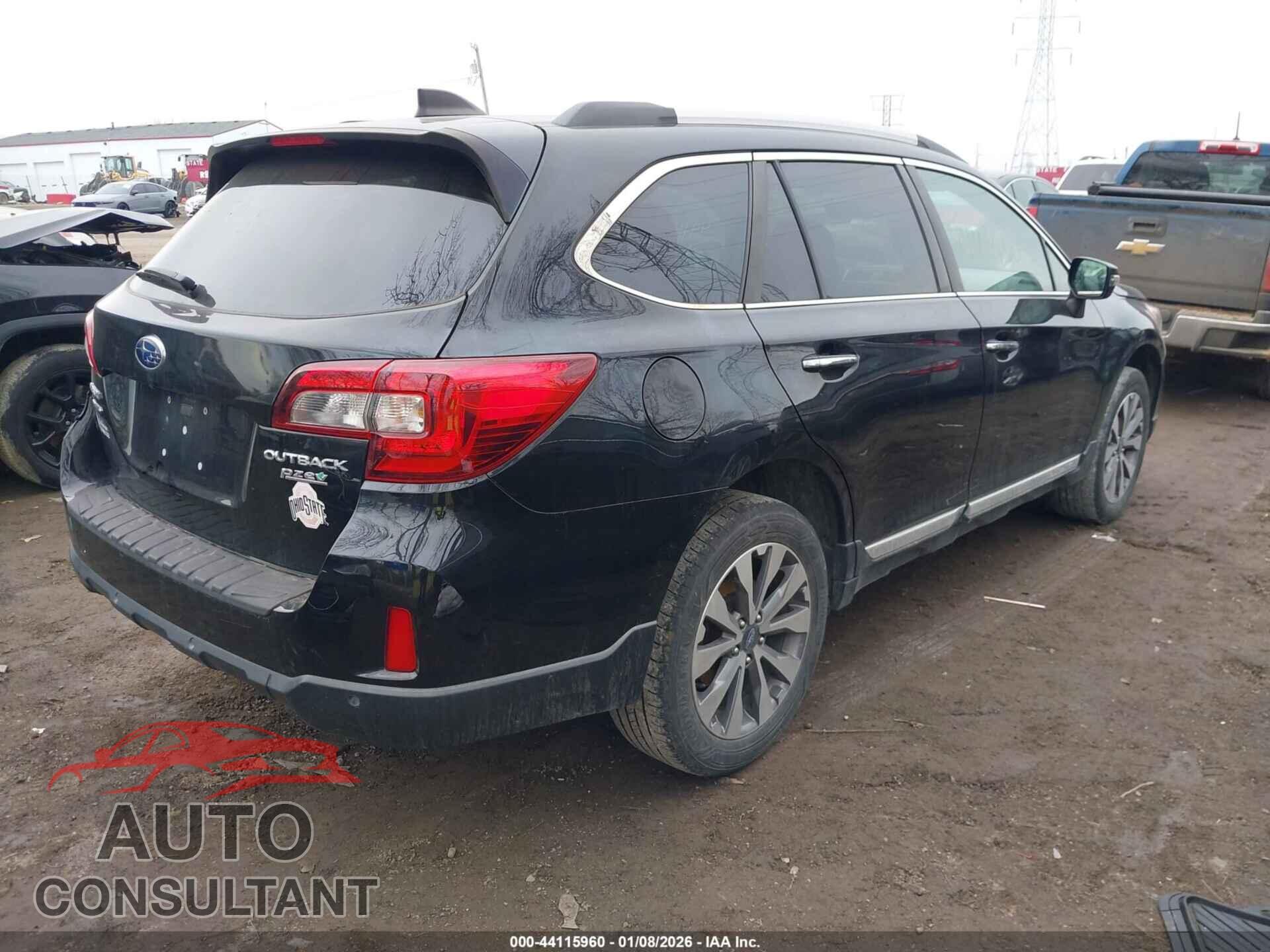 SUBARU OUTBACK 2017 - 4S4BSATC1H3289152
