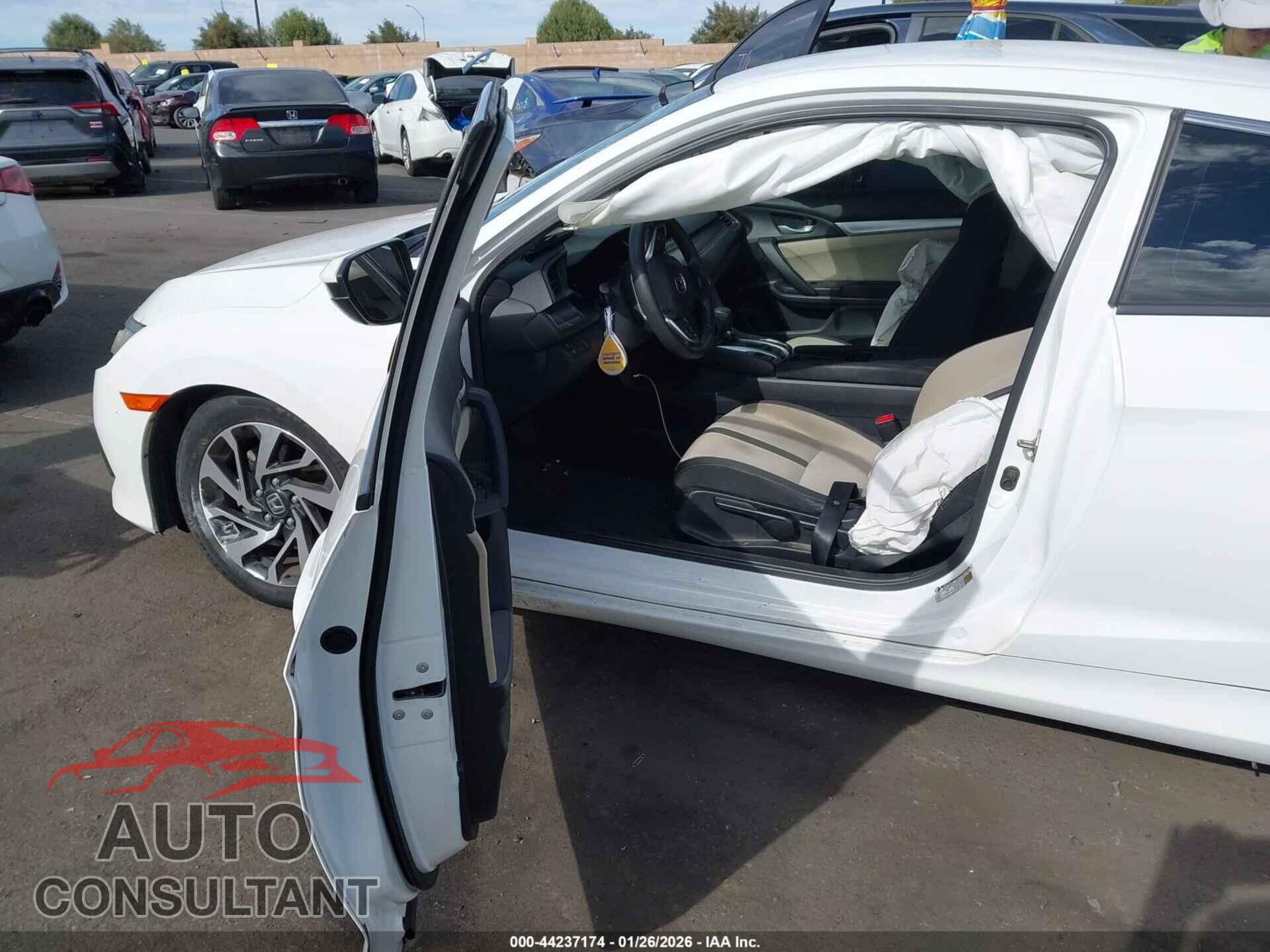 HONDA CIVIC 2017 - 2HGFC4B5XHH310148