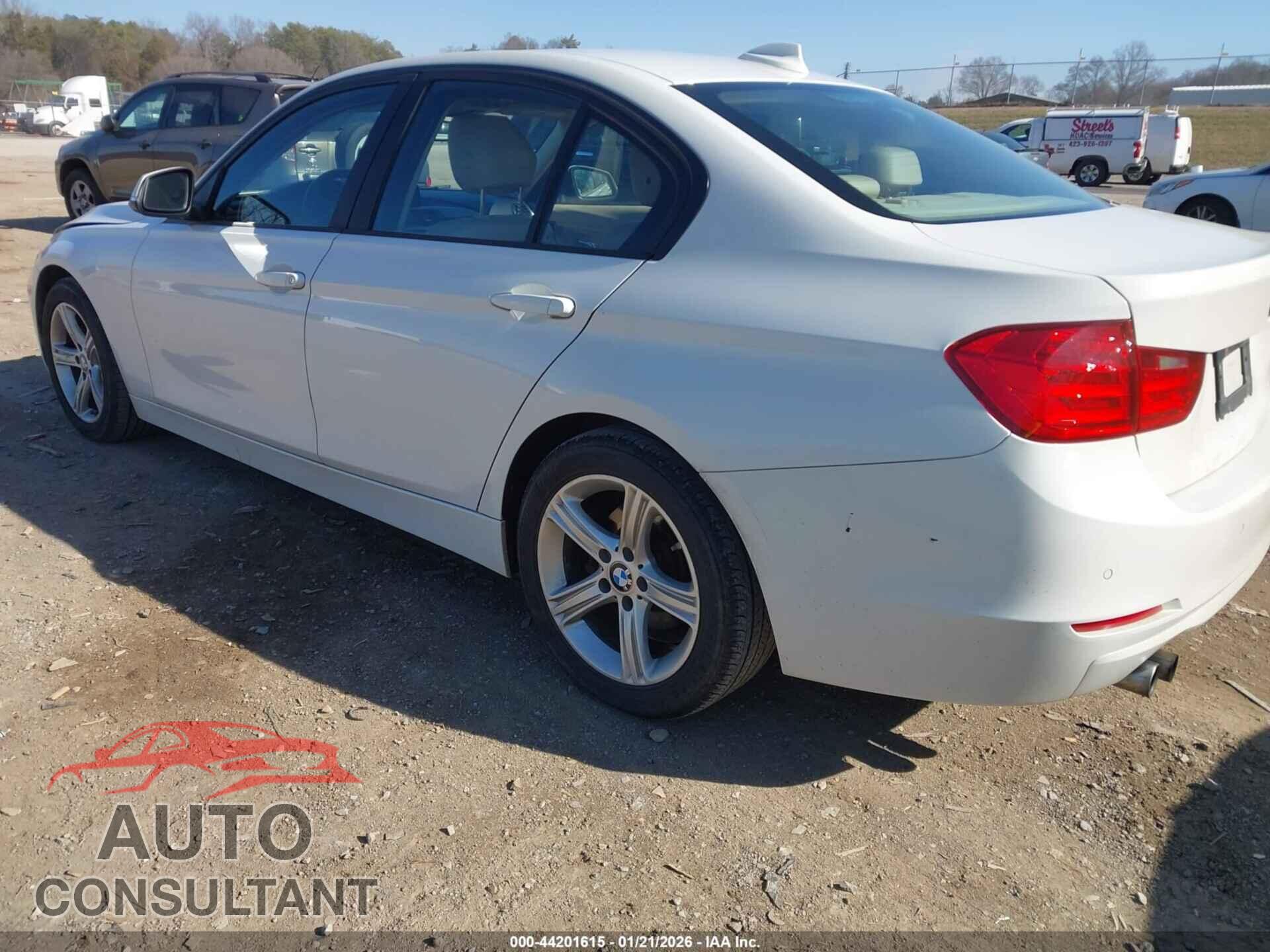 BMW 328I 2015 - WBA3A5G59FNS84357
