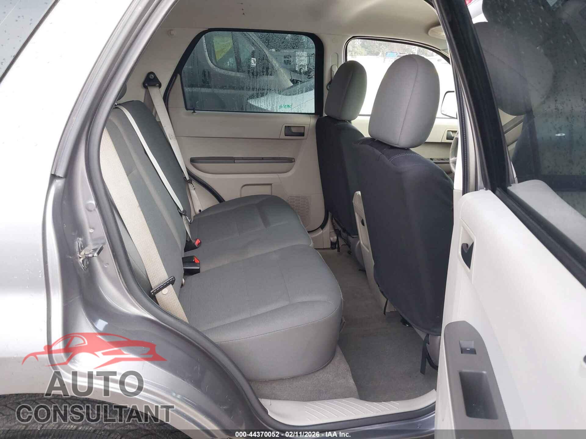 FORD ESCAPE 2009 - 1FMCU92779KB88397