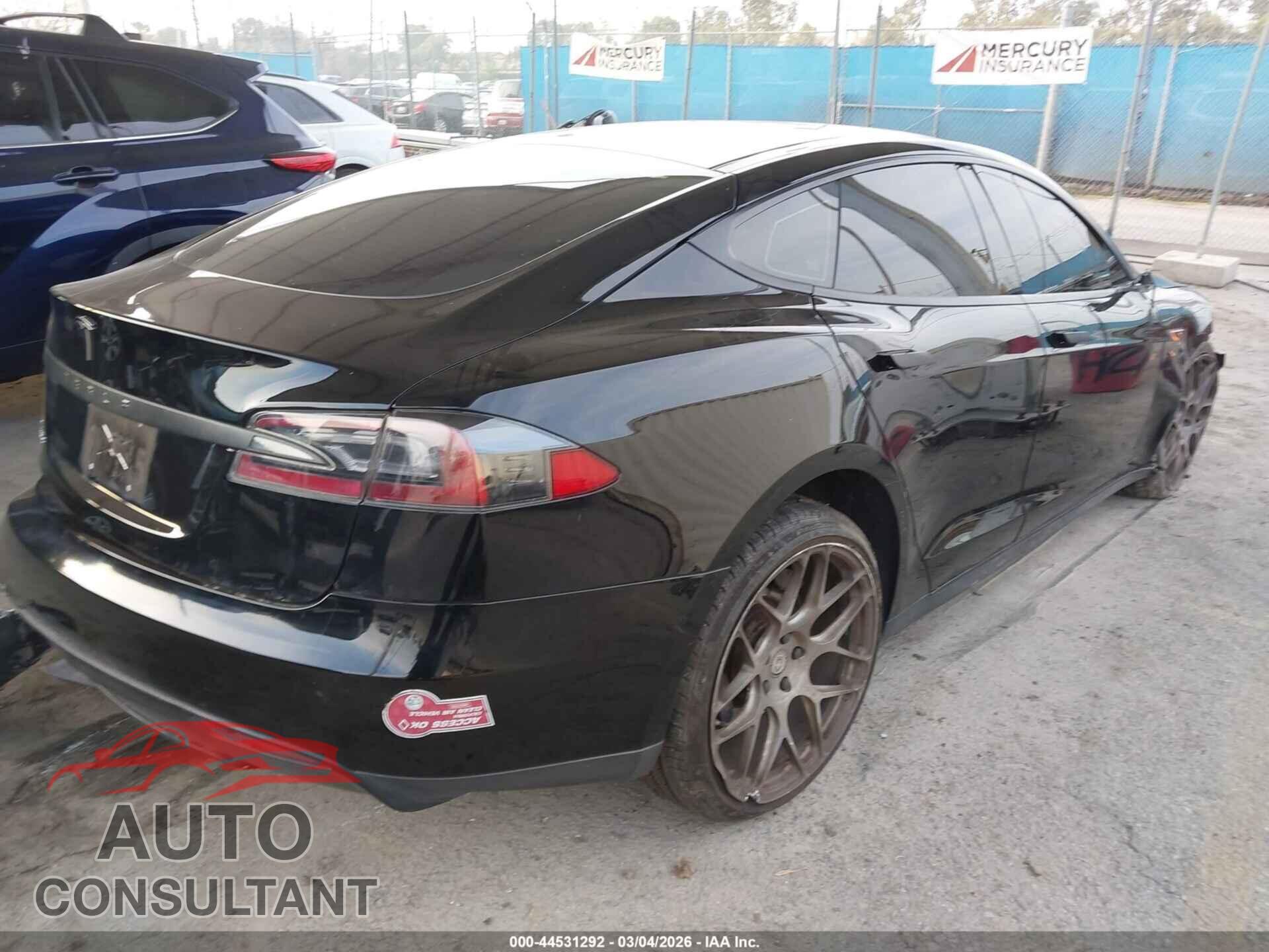 TESLA MODEL S 2013 - 5YJSA1CP0DFP06316
