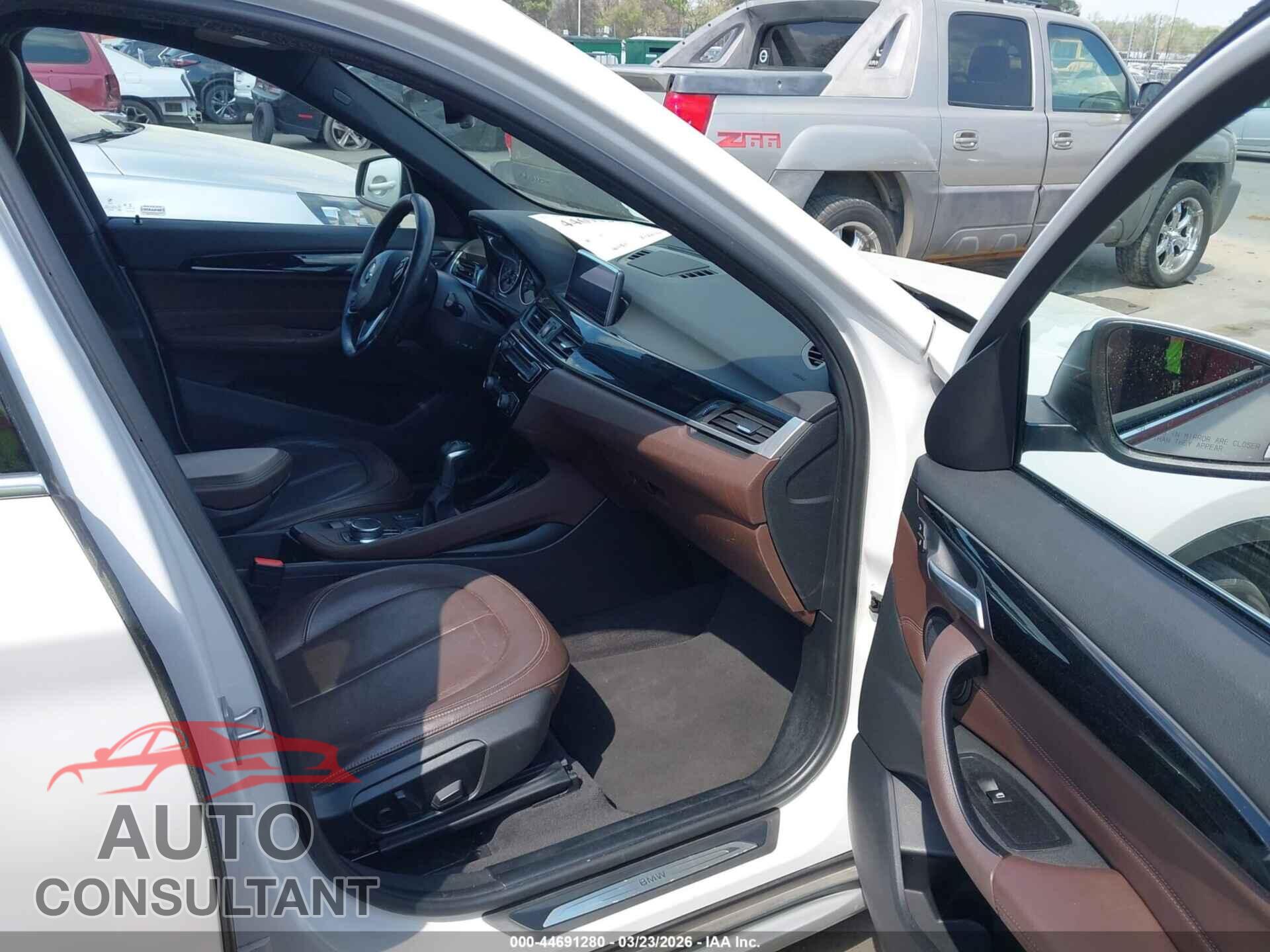 BMW X1 2017 - WBXHT3C36H5F84135