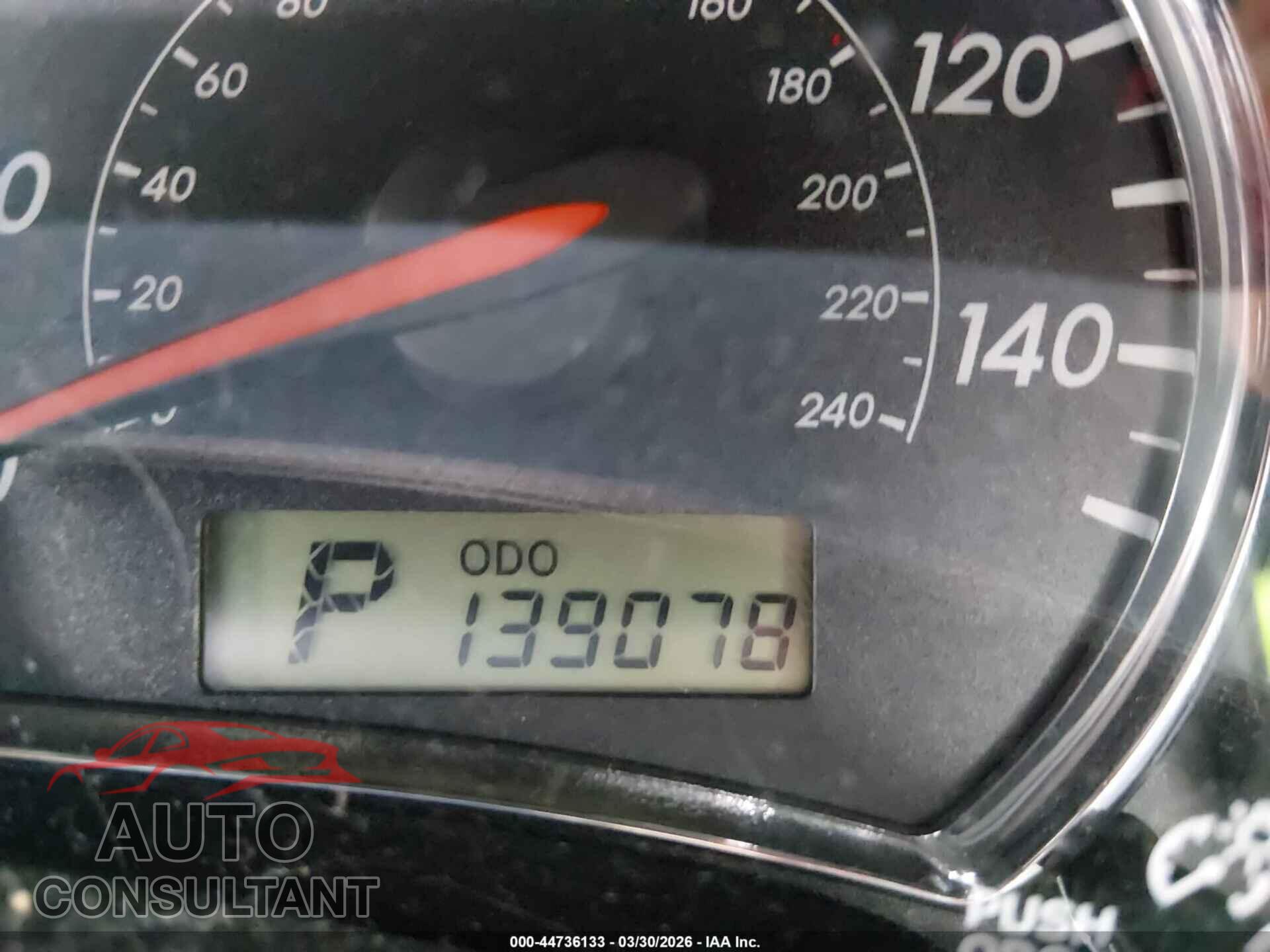 TOYOTA COROLLA 2011 - 2T1BU4EE8BC705677