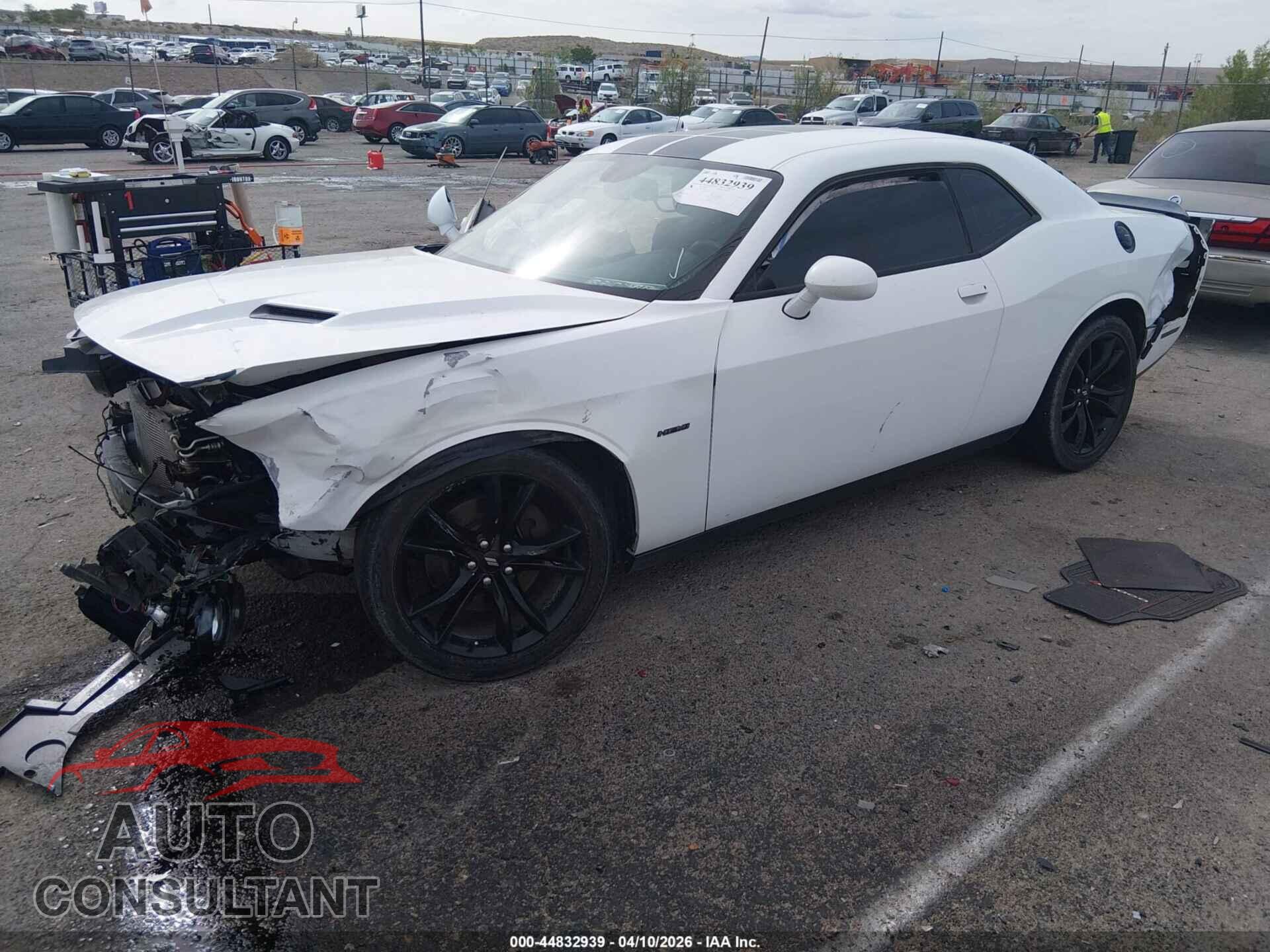 DODGE CHALLENGER 2018 - 2C3CDZBTXJH217005