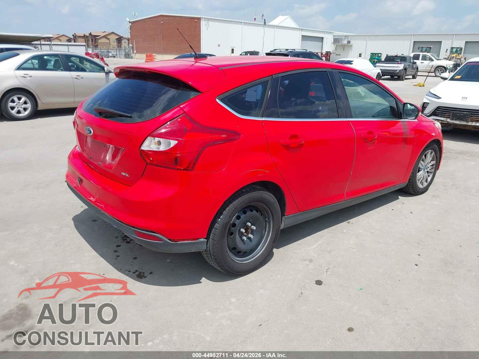 FORD FOCUS 2012 - 1FAHP3M20CL252089