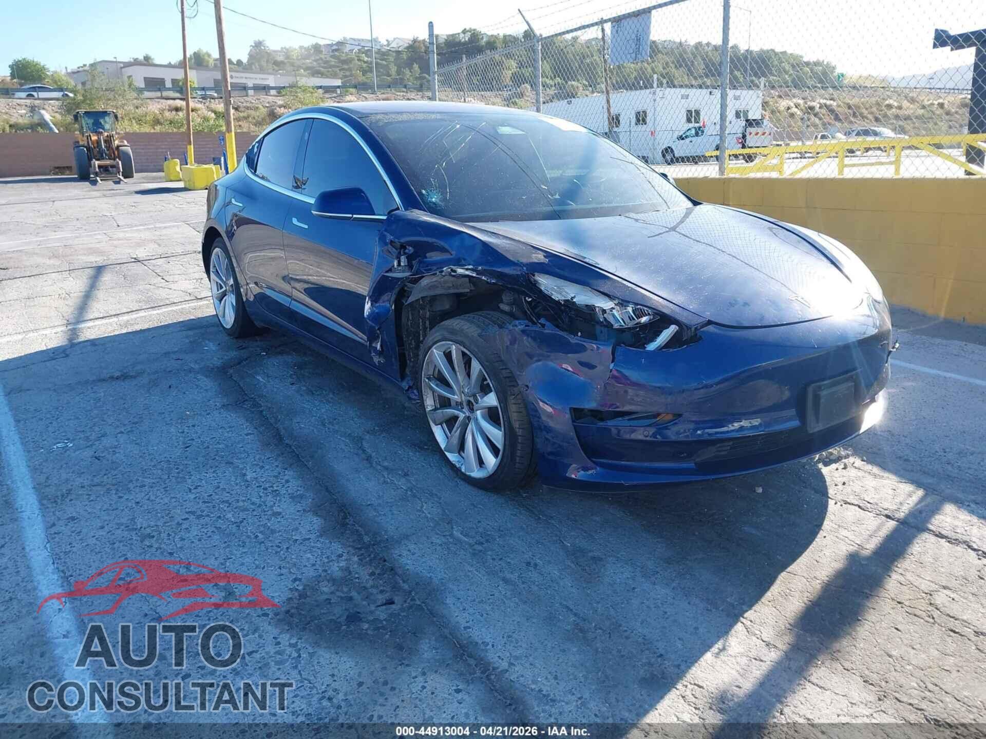 TESLA MODEL 3 2018 - 5YJ3E1EA4JF024844