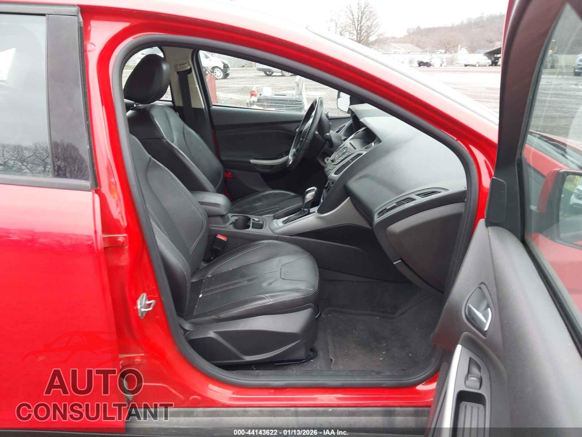FORD FOCUS 2014 - 1FADP3F22EL235504