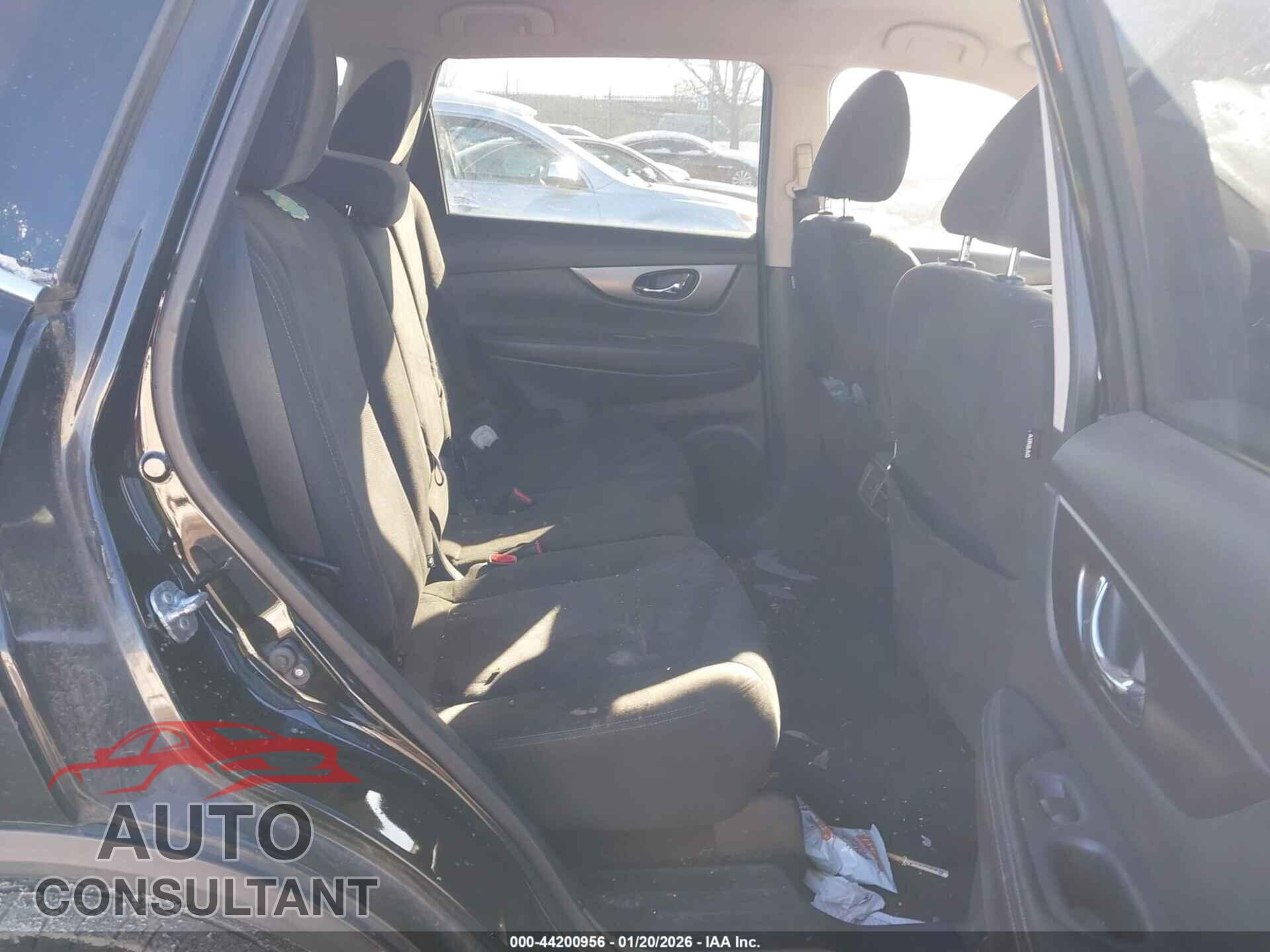 NISSAN ROGUE 2015 - KNMAT2MV6FP525903