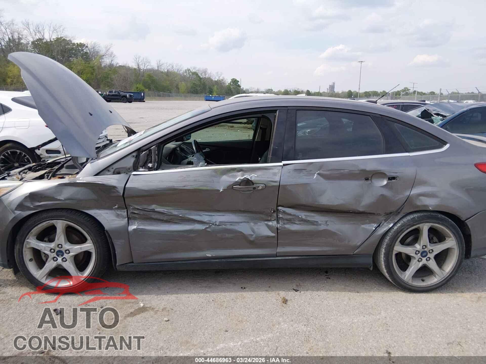 FORD FOCUS 2014 - 1FADP3J28EL463076