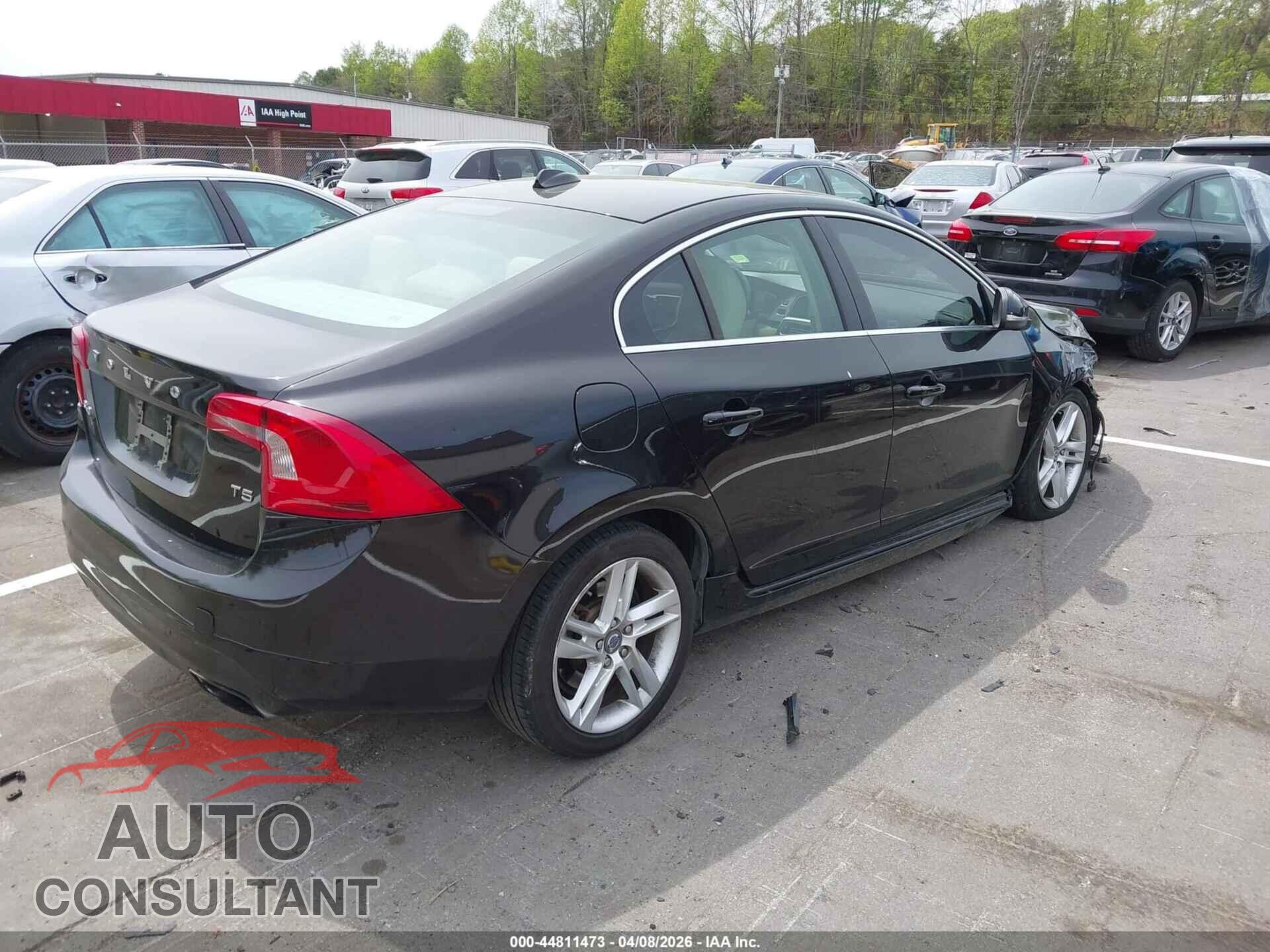 VOLVO S60 2015 - YV140MFK3F2338324