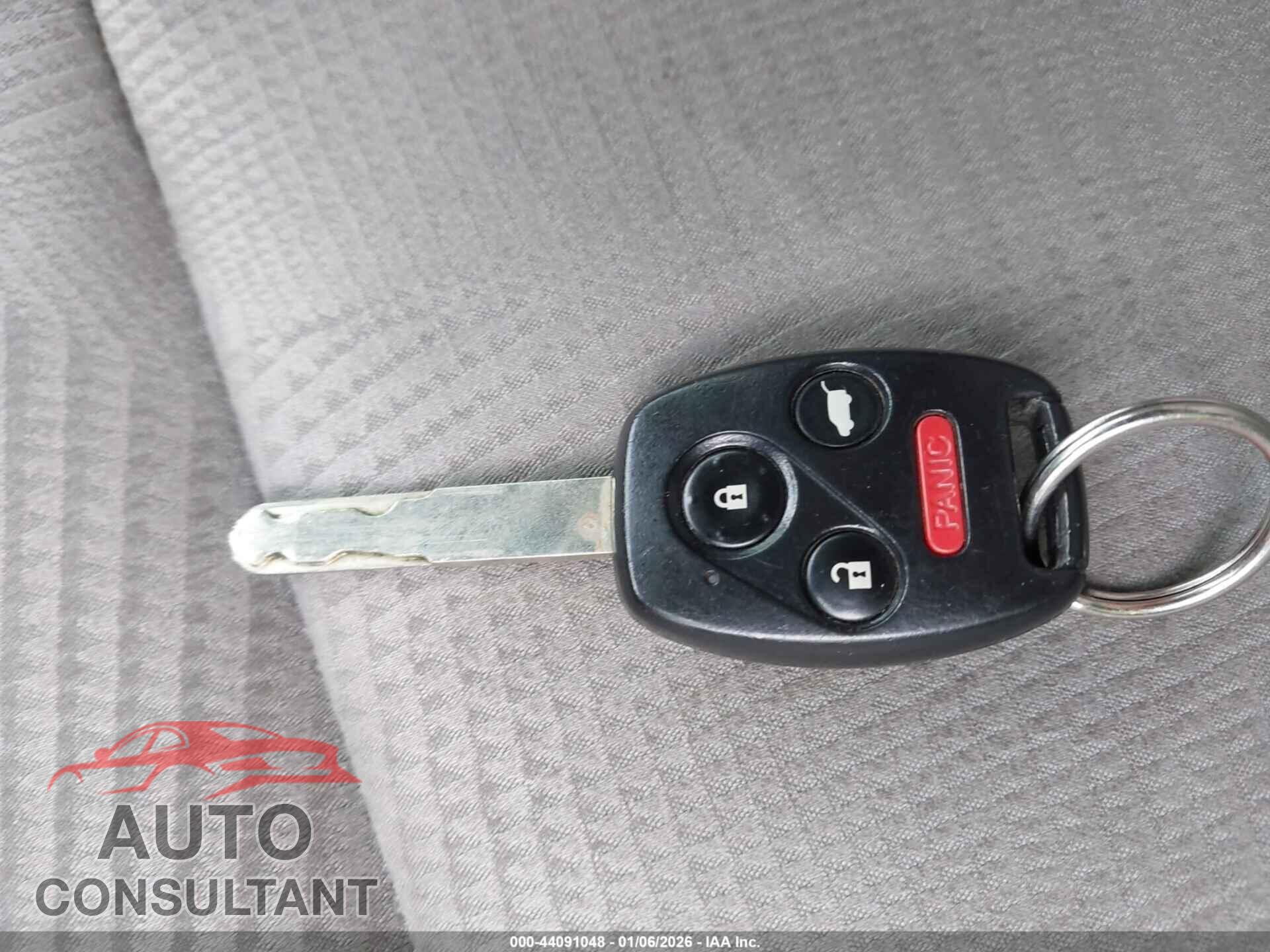 HONDA PILOT 2014 - 5FNYF3H27EB002054
