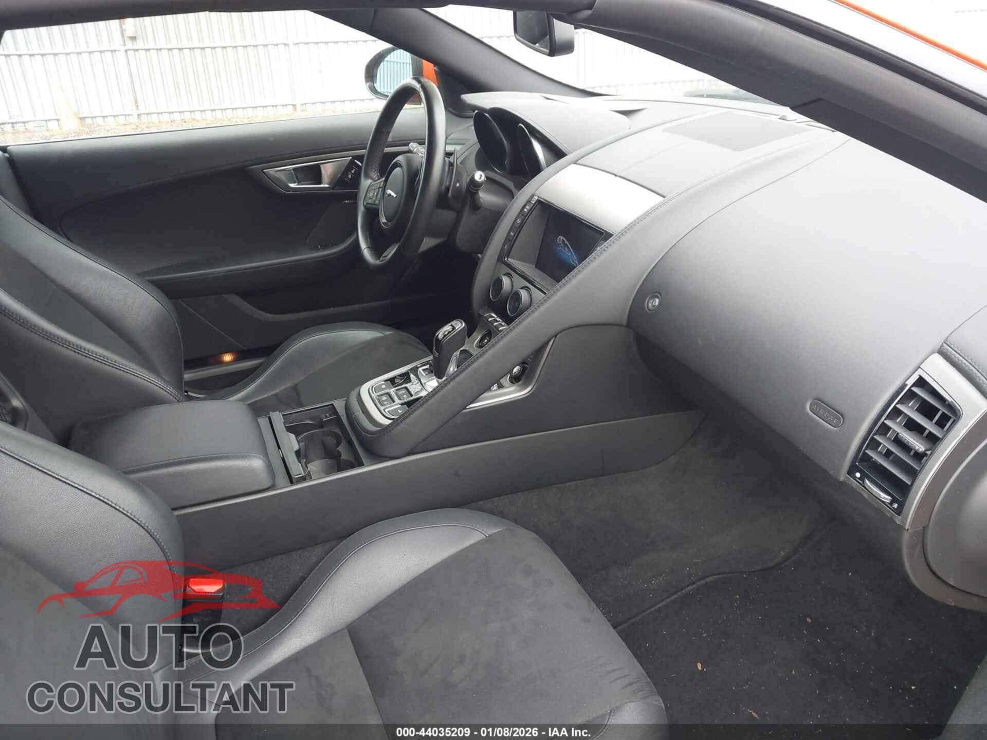 JAGUAR F-TYPE 2014 - SAJWA6E76E8K07843