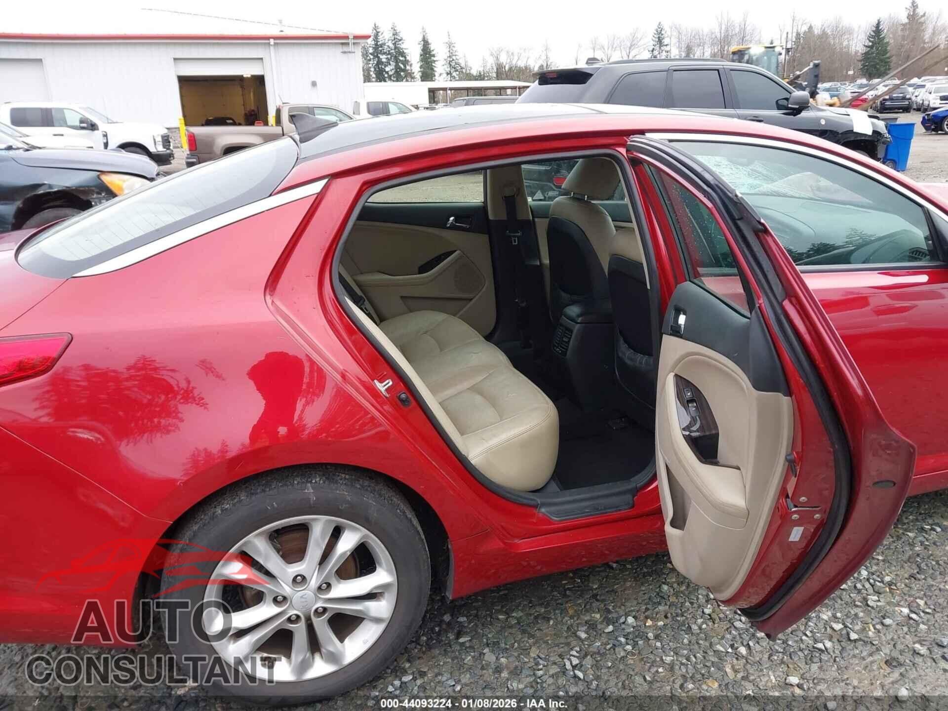 KIA OPTIMA 2012 - 5XXGN4A72CG010261