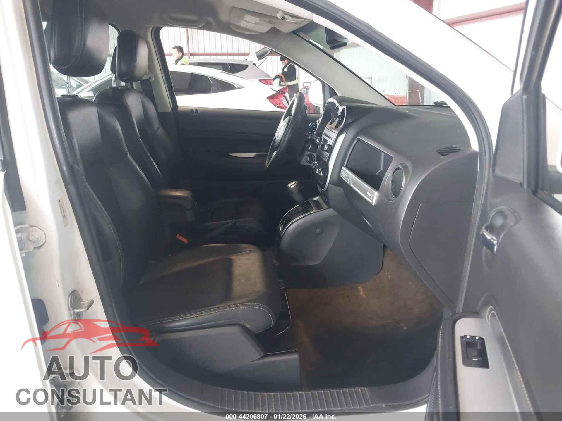 JEEP COMPASS 2016 - 1C4NJCEA9GD666721