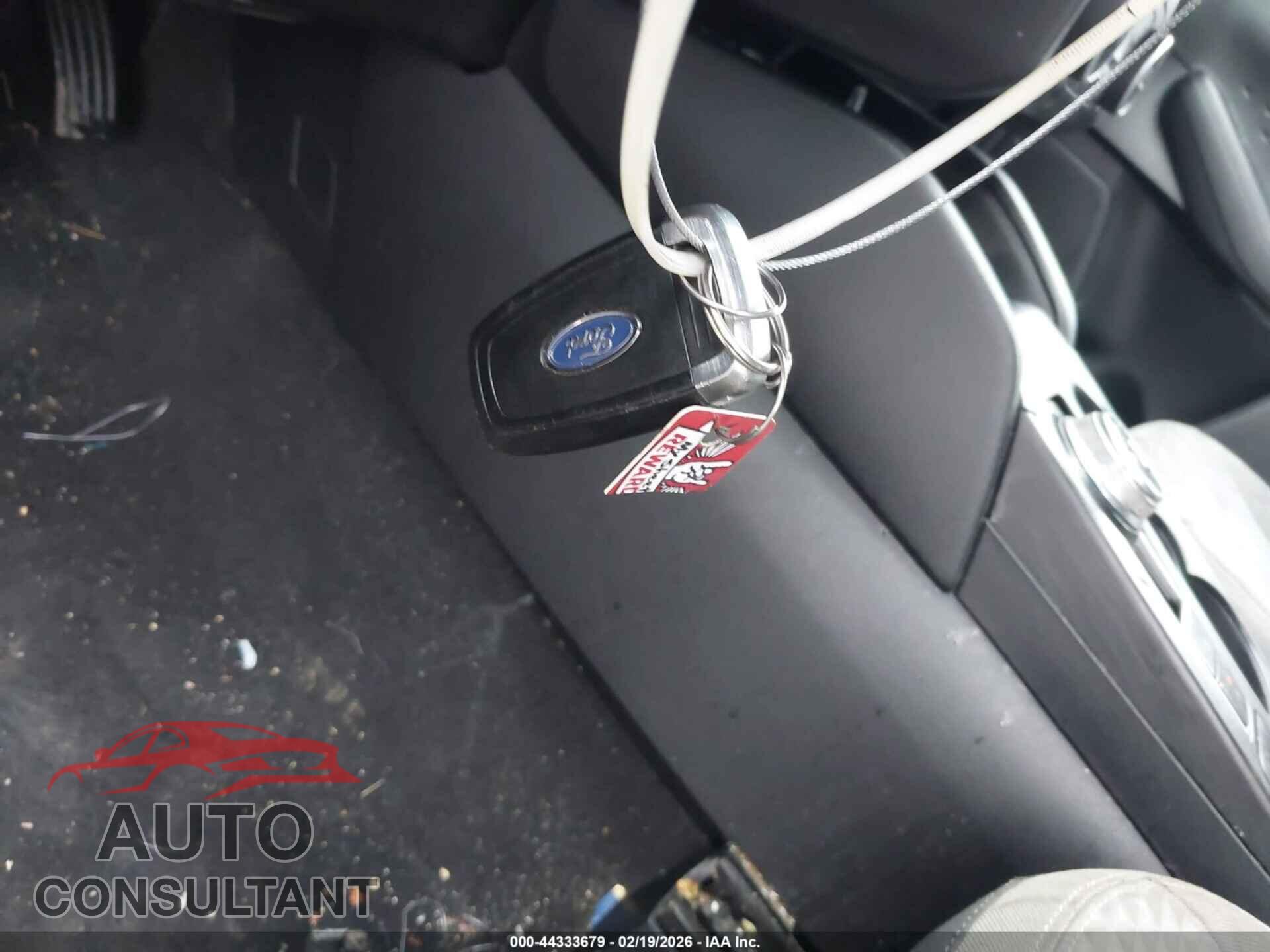 FORD ESCAPE 2020 - 1FMCU0G64LUA70542