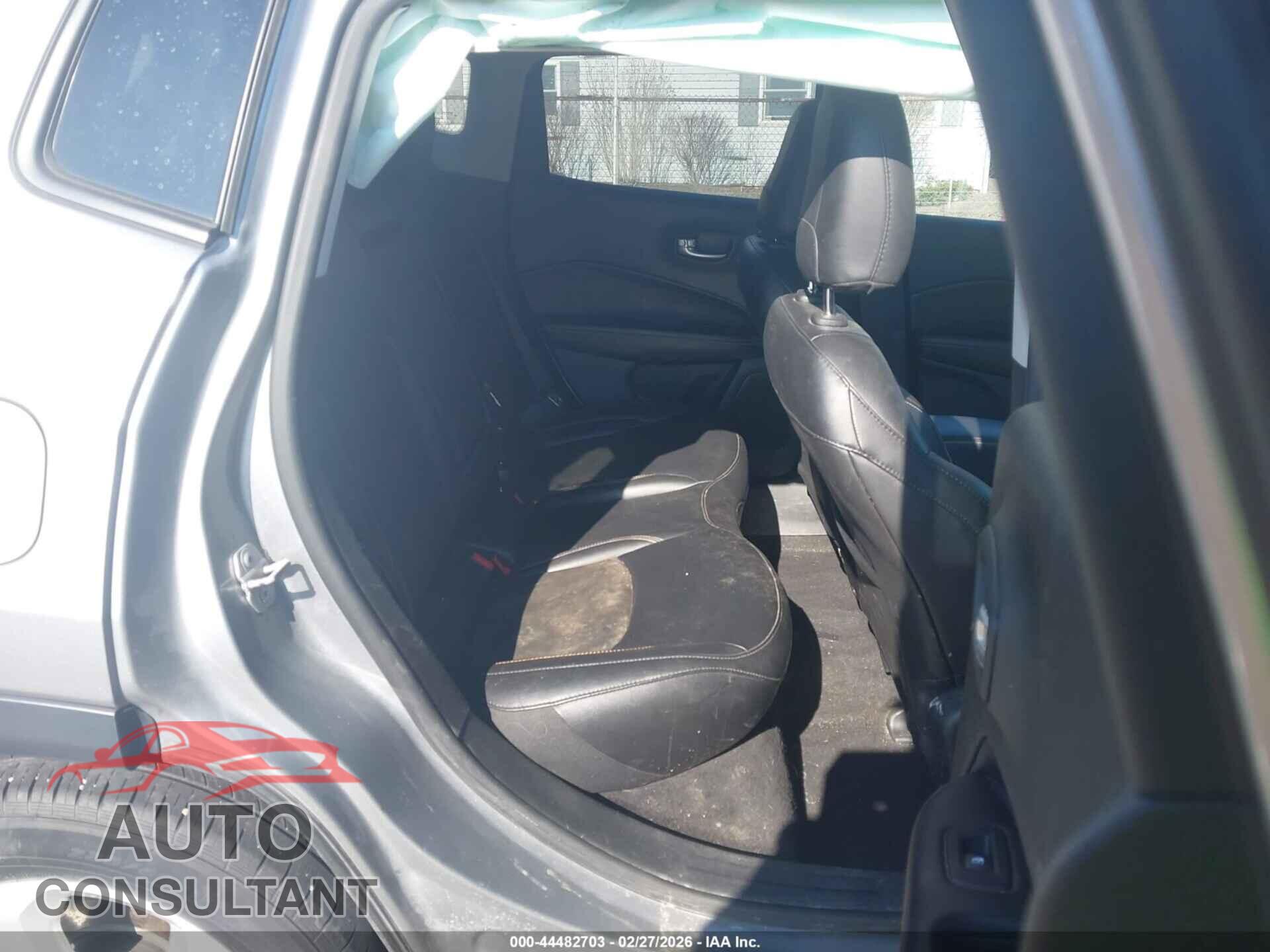 JEEP COMPASS 2020 - 3C4NJDBB6LT126041