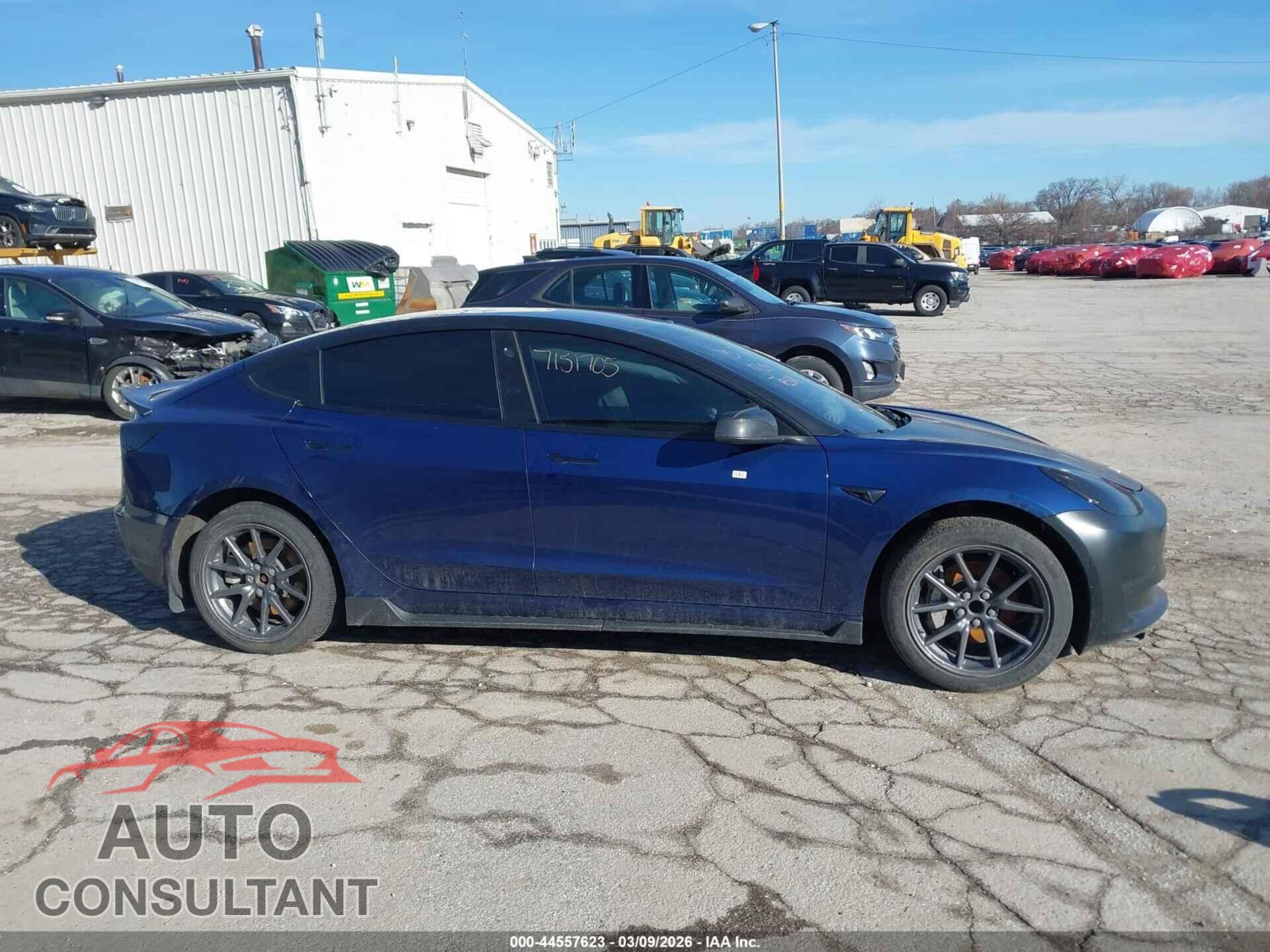TESLA MODEL 3 2018 - 5YJ3E1EA8JF026113