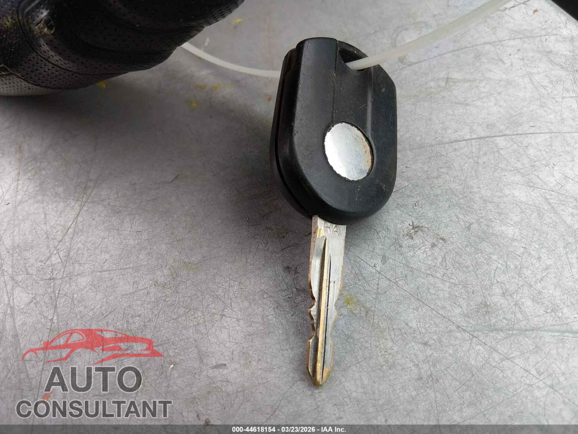 FORD ESCAPE 2010 - 1FMCU0D75AKC60761