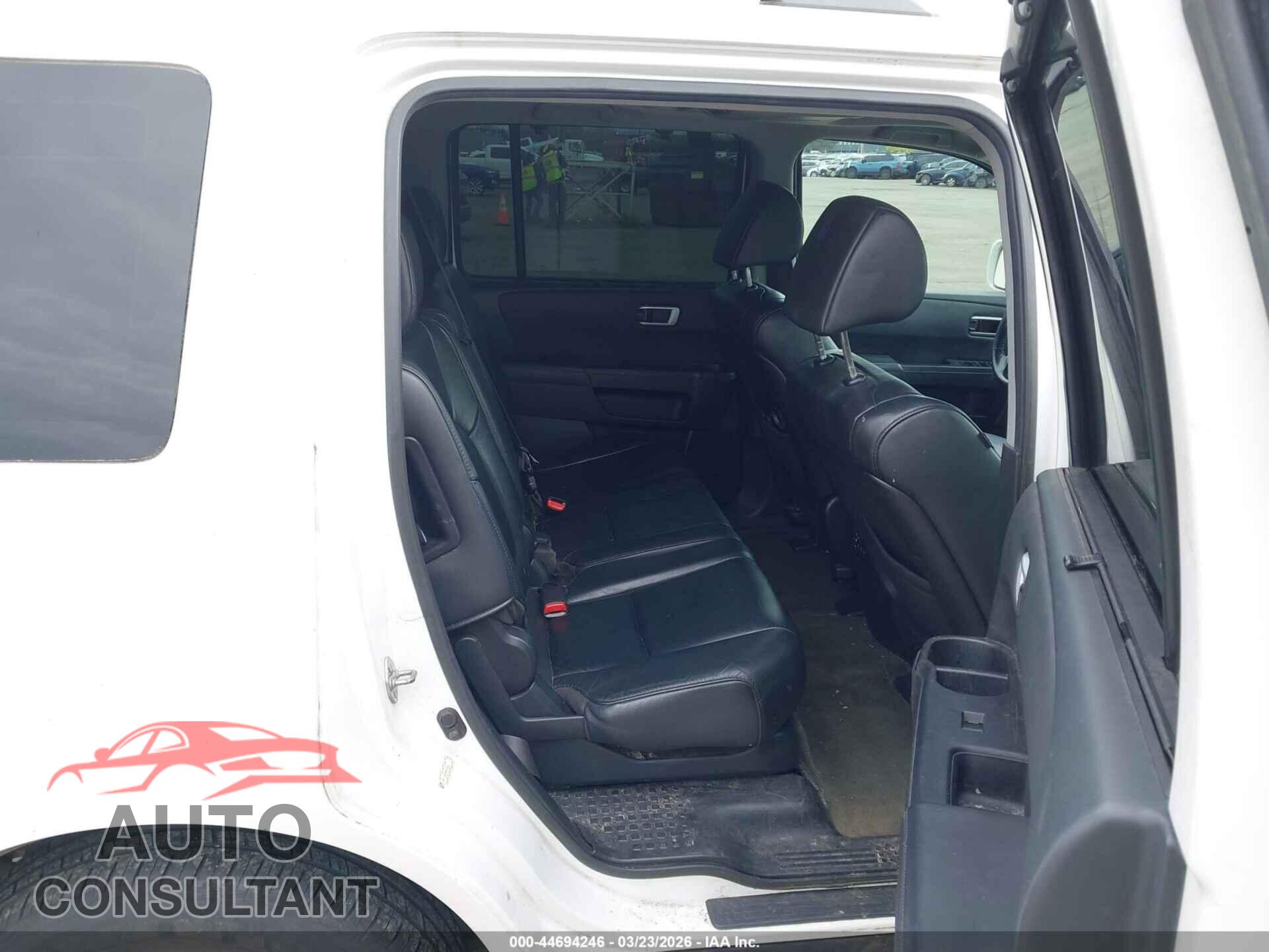 HONDA PILOT 2014 - 5FNYF4H92EB015393