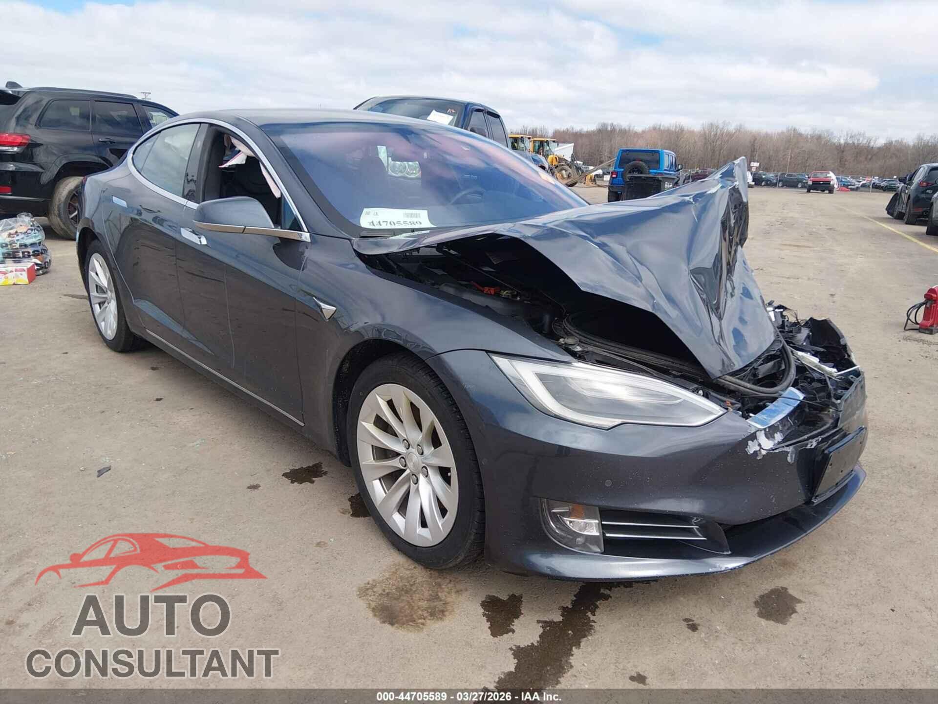 TESLA MODEL S 2018 - 5YJSA1E2XJF252511