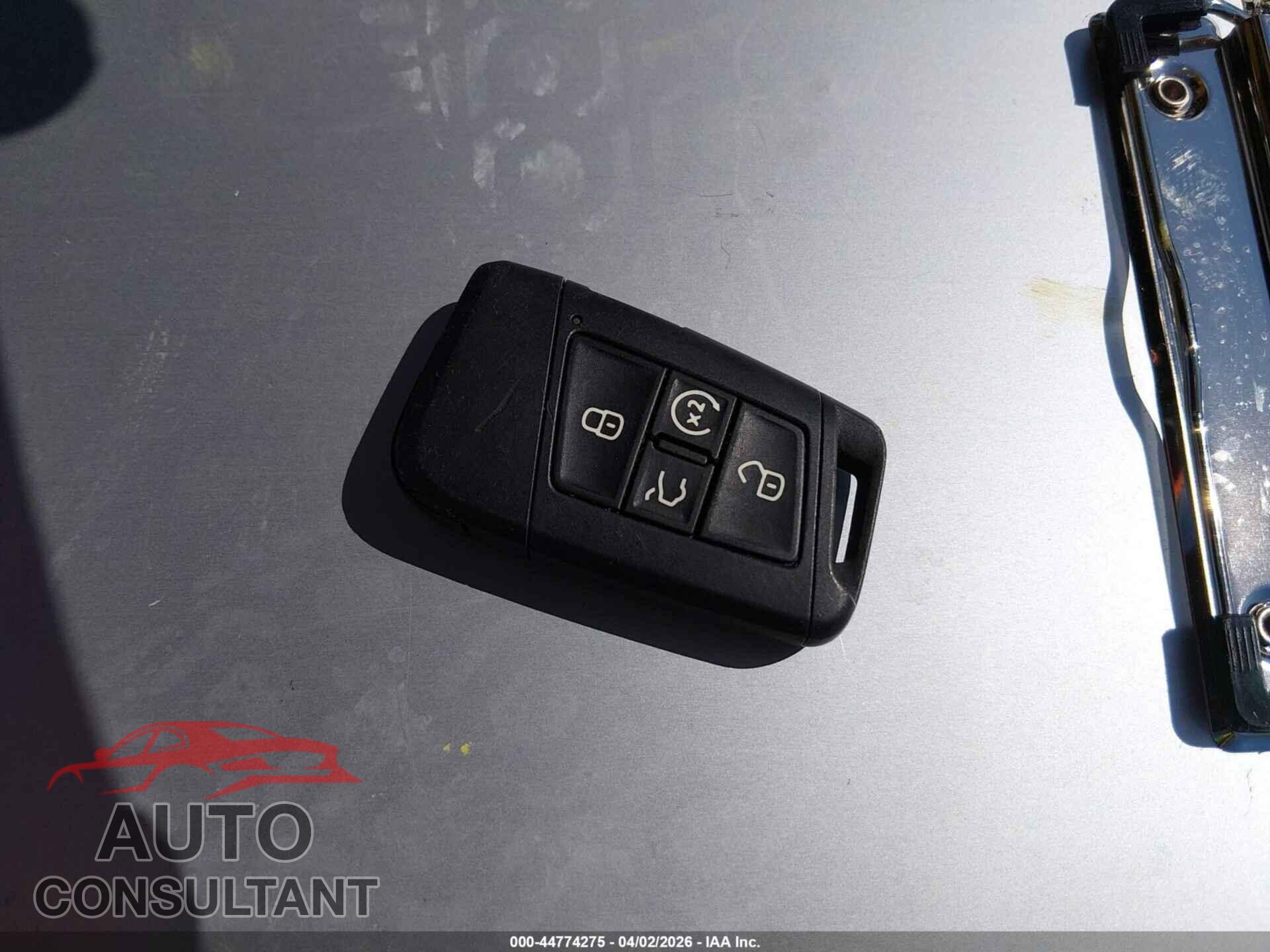 VOLKSWAGEN JETTA 2019 - 3VWEB7BU5KM243695