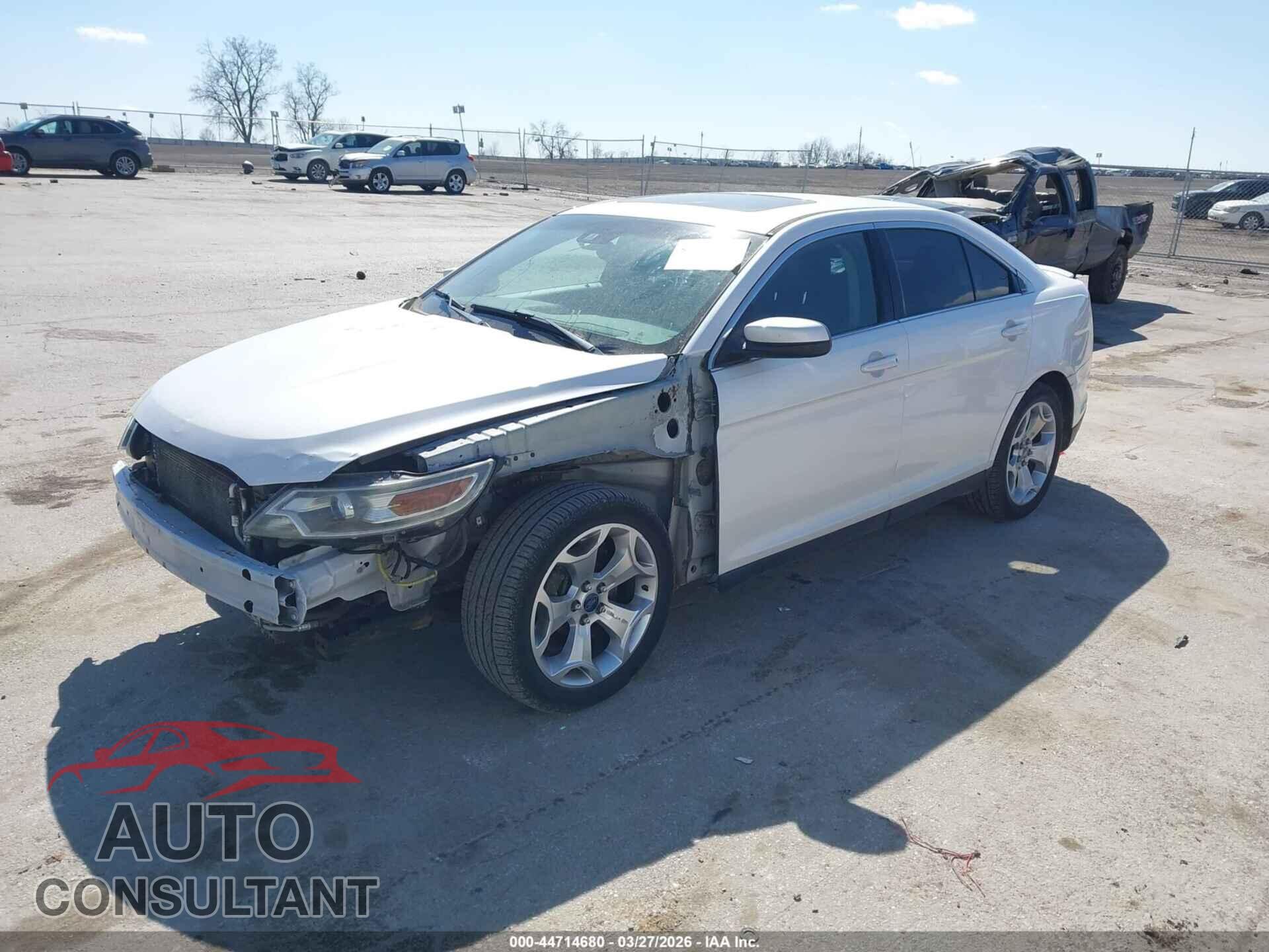 FORD TAURUS 2011 - 1FAHP2KT9BG186946