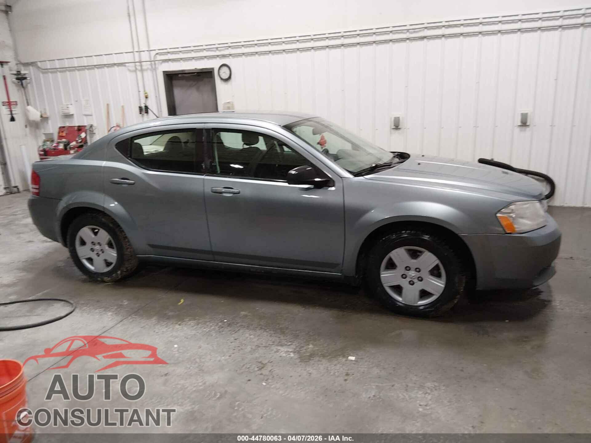 DODGE AVENGER 2010 - 1B3CC4FB4AN198575