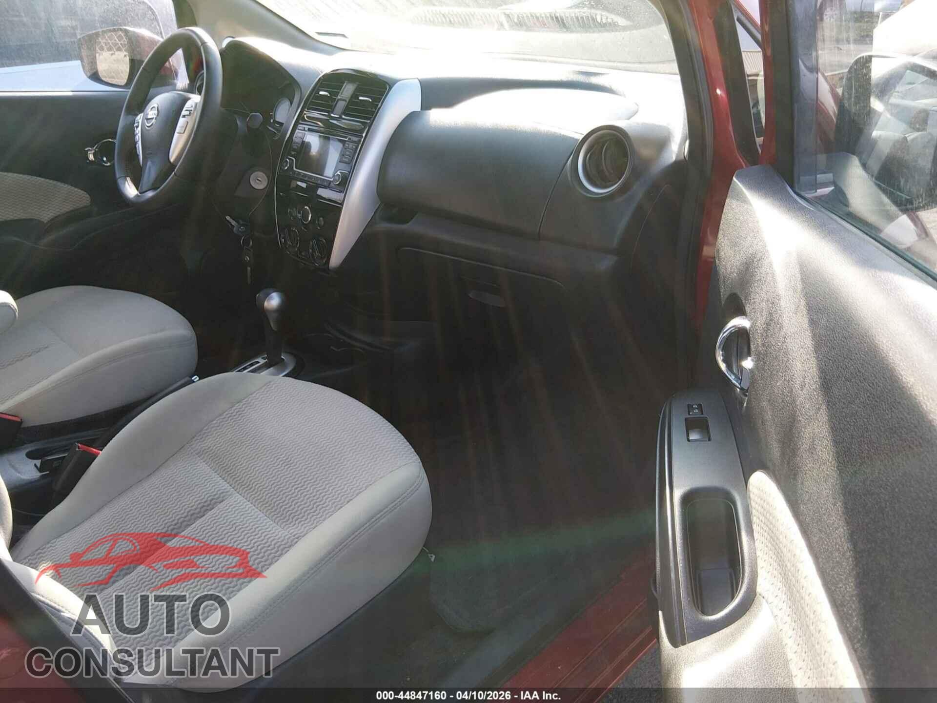 NISSAN VERSA NOTE 2015 - 3N1CE2CP2FL356175