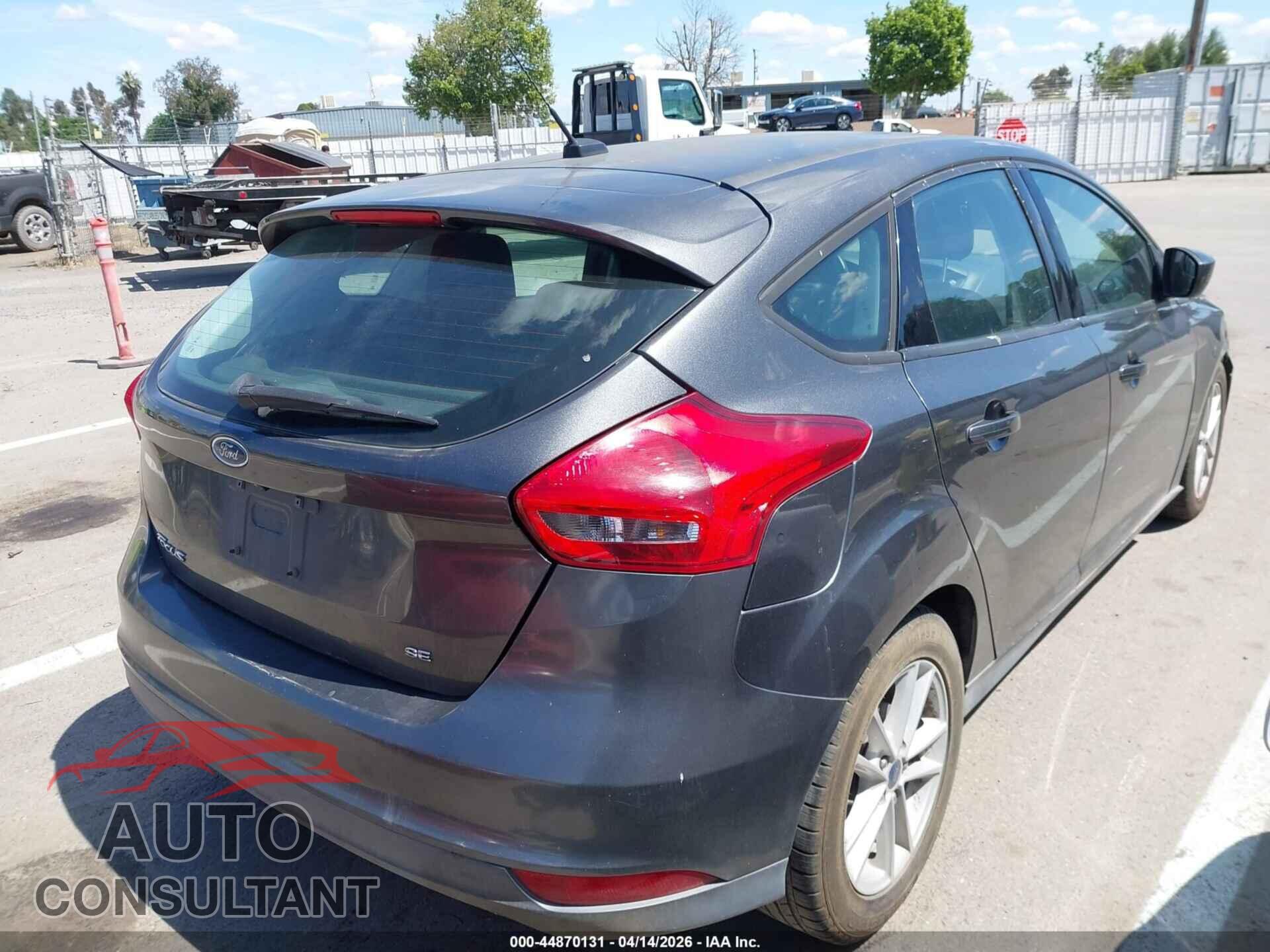 FORD FOCUS 2018 - 1FADP3K29JL231448
