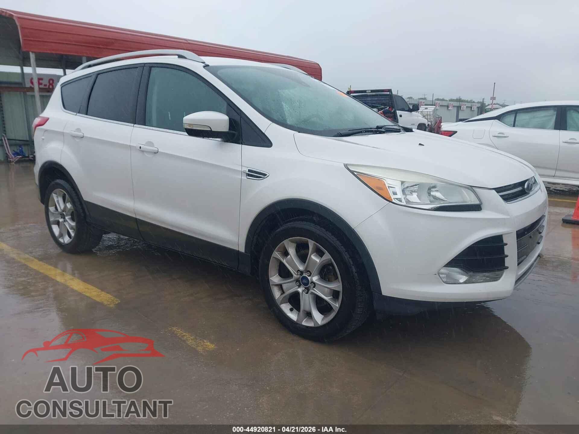 FORD ESCAPE 2016 - 1FMCU0J96GUC60366