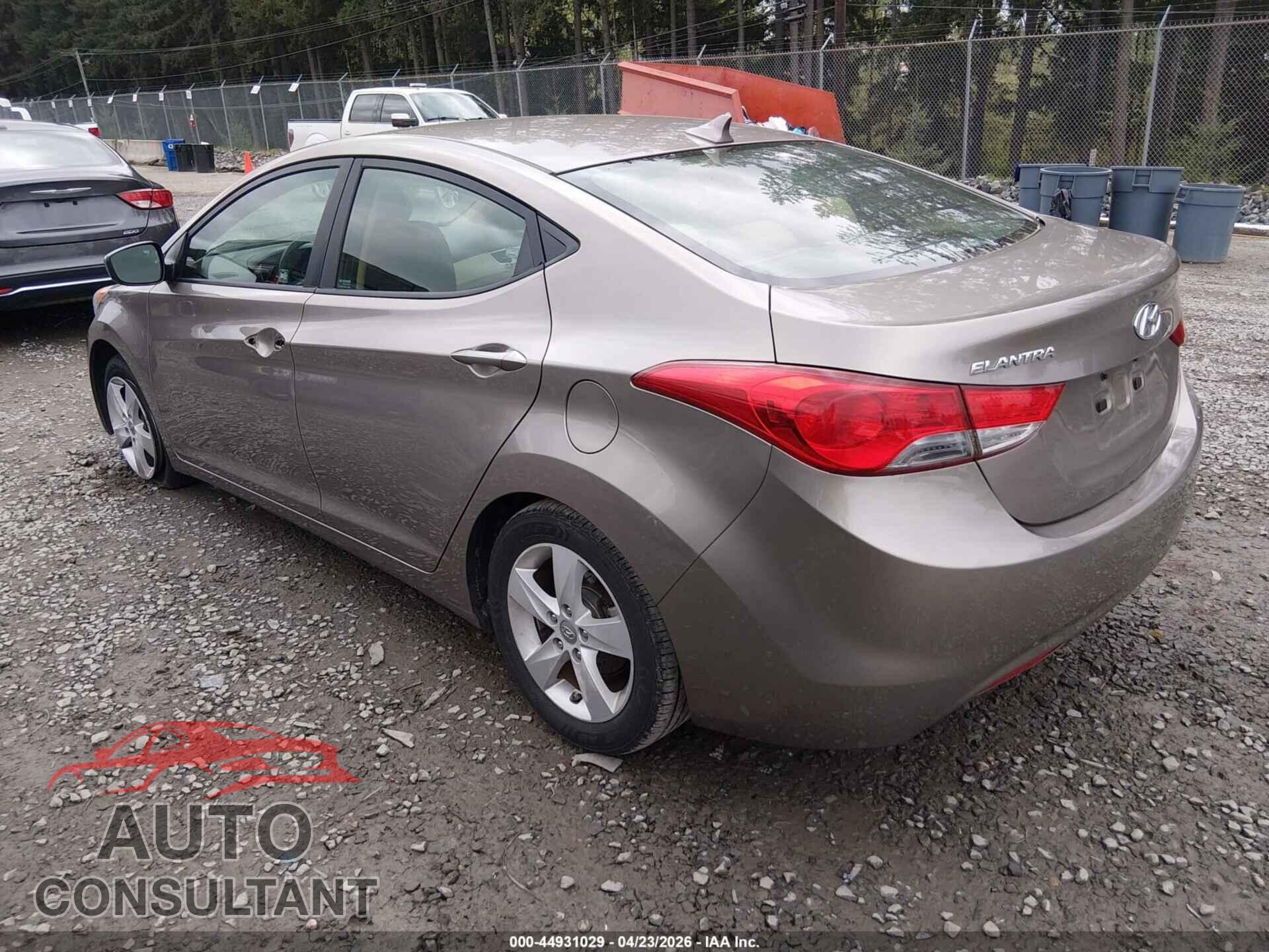 HYUNDAI ELANTRA 2012 - 5NPDH4AE9CH148313