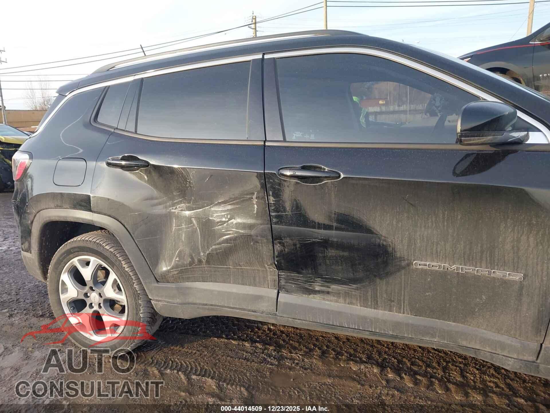 JEEP COMPASS 2021 - 3C4NJDCB3MT513985