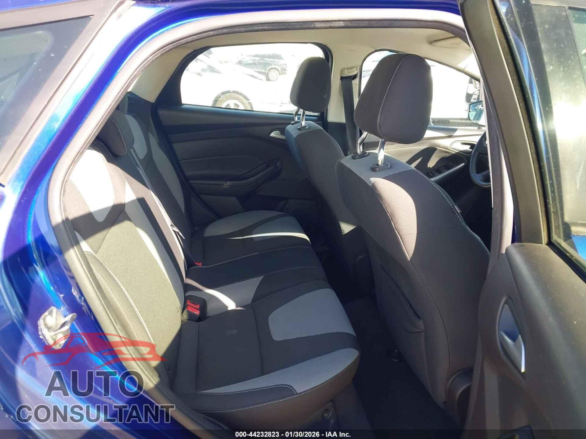 FORD FOCUS 2012 - 1FAHP3K29CL302250