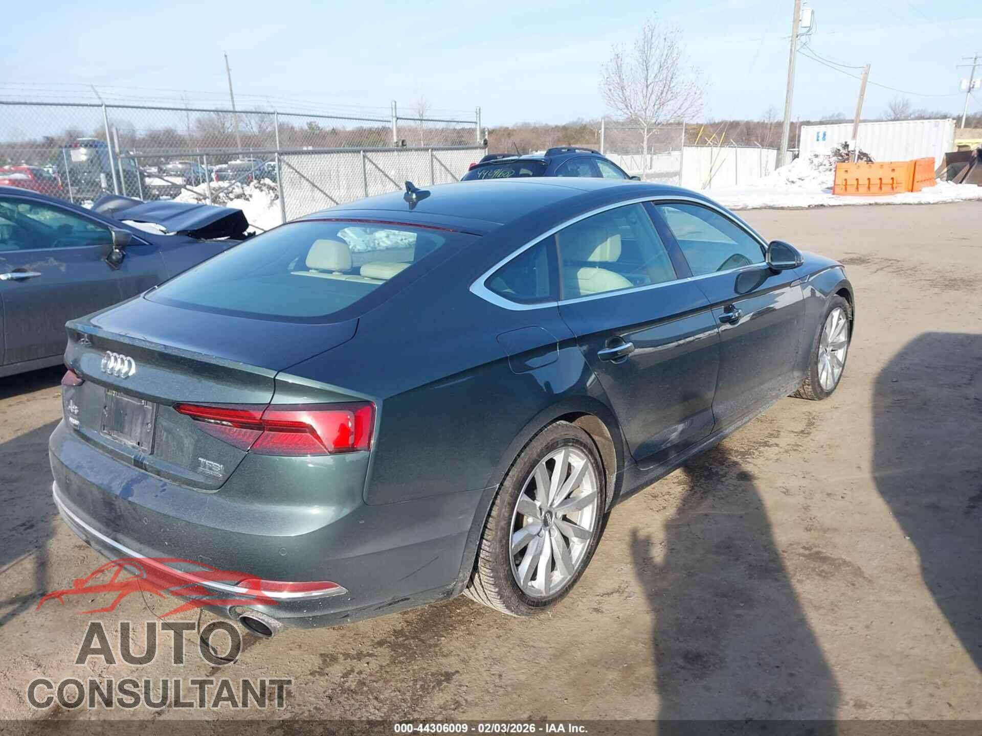 AUDI A5 2018 - WAUBNCF54JA036216