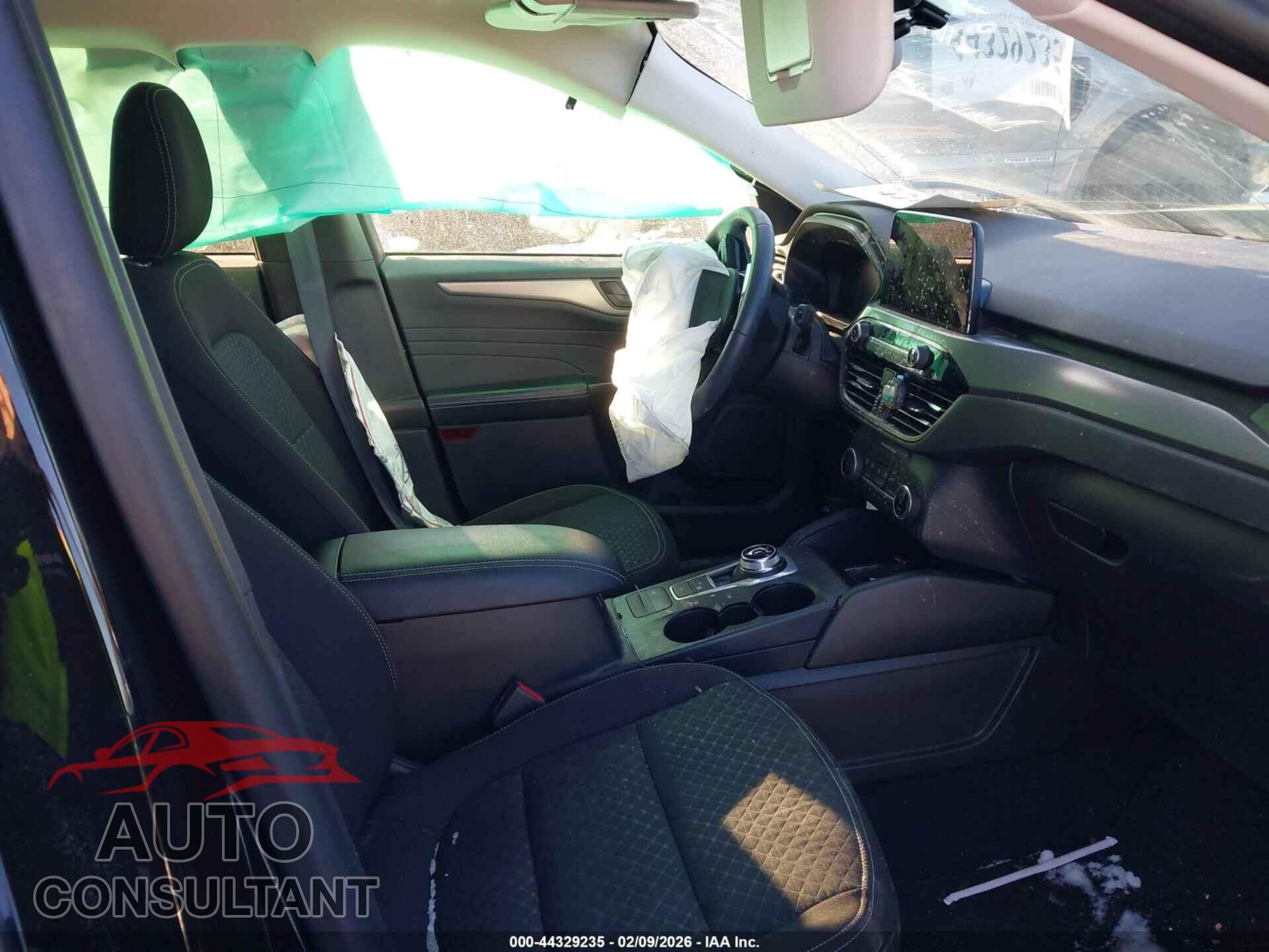 FORD ESCAPE 2023 - 1FMCU9GN6PUB40916