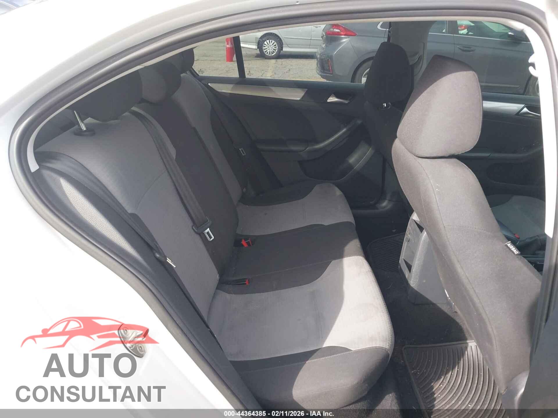 VOLKSWAGEN JETTA 2017 - 3VW2B7AJ7HM210667