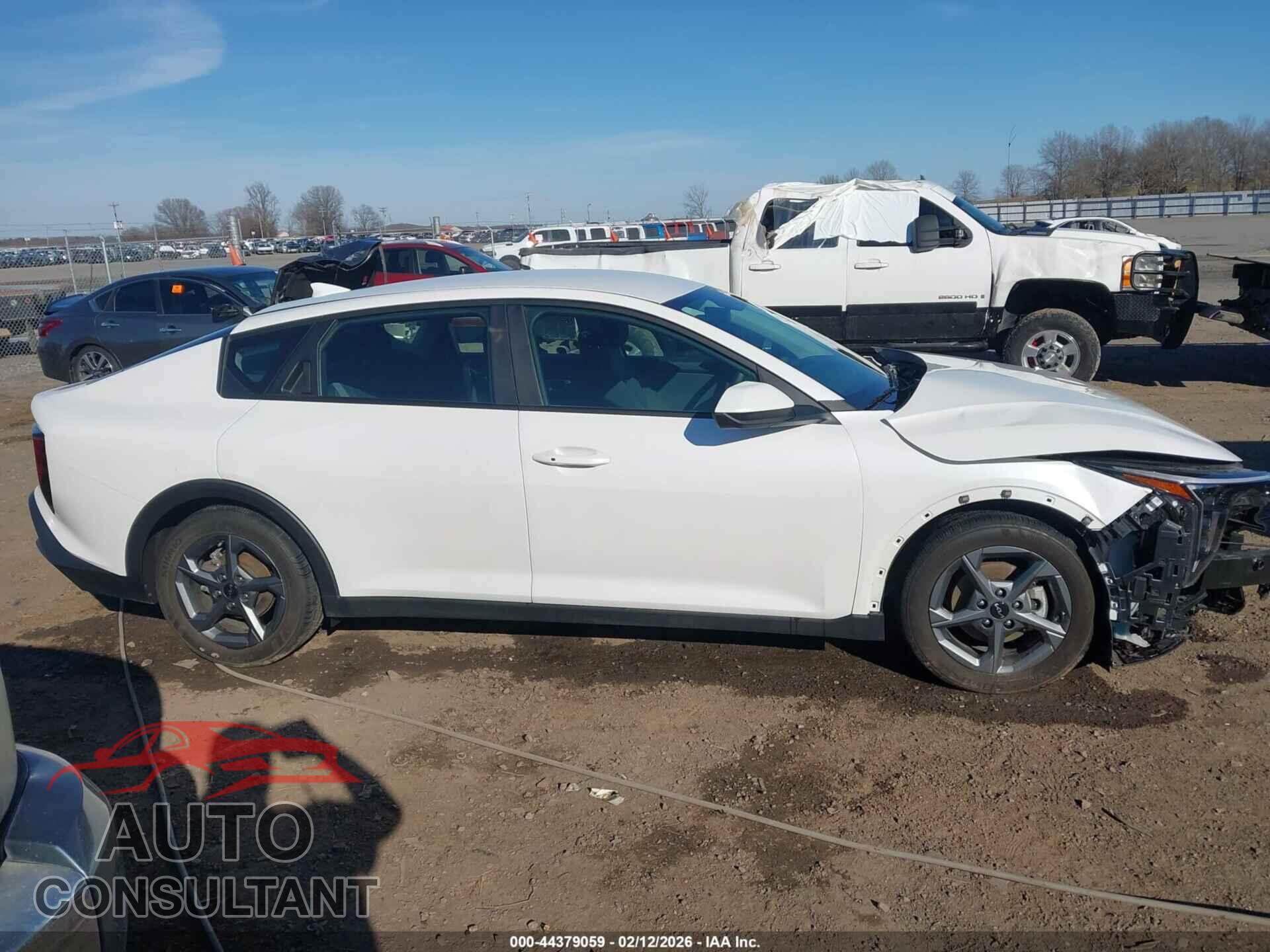 KIA K4 2025 - 3KPFT4DE2SE019271