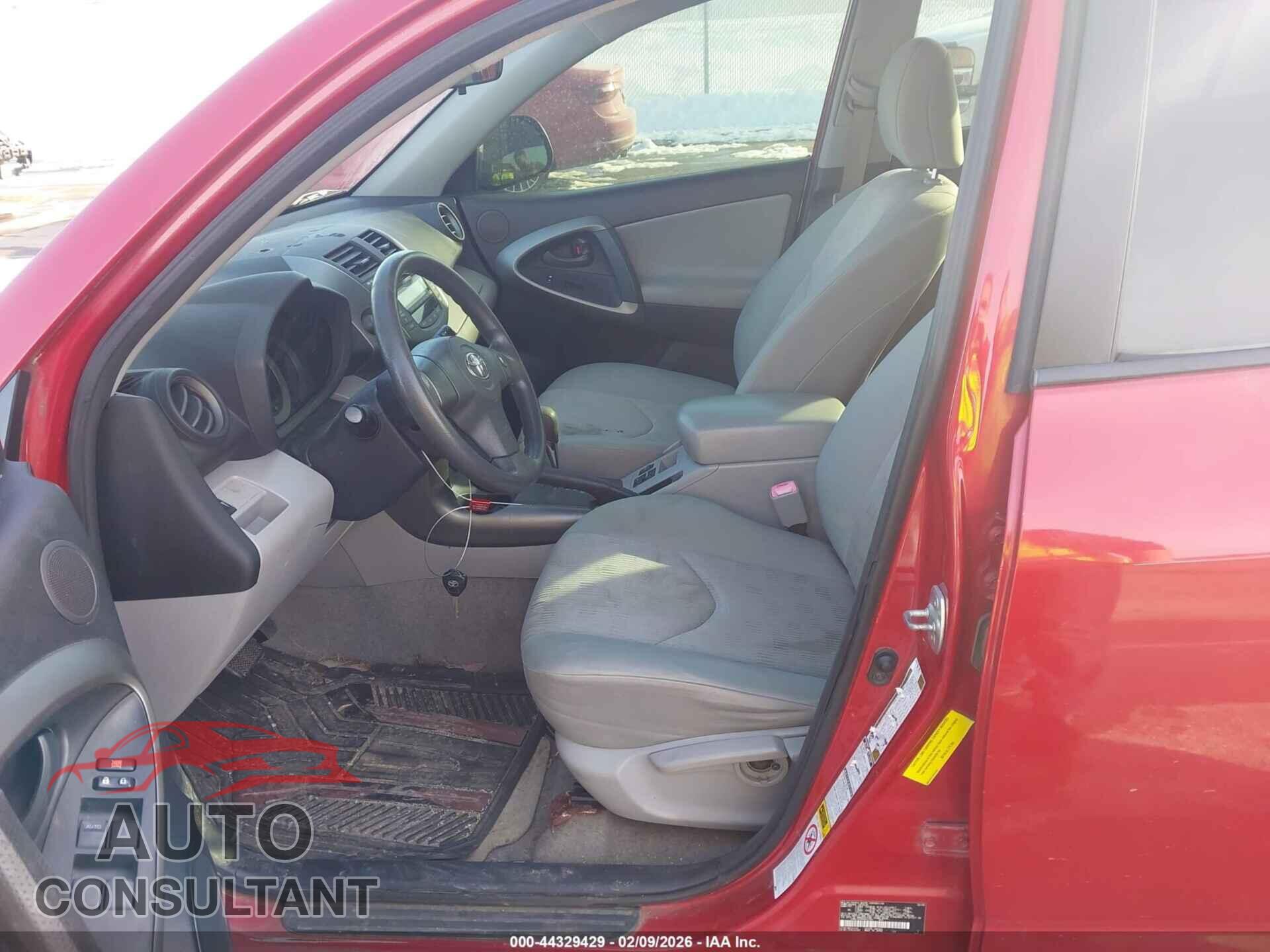 TOYOTA RAV4 2009 - JTMBF33VX9D012291