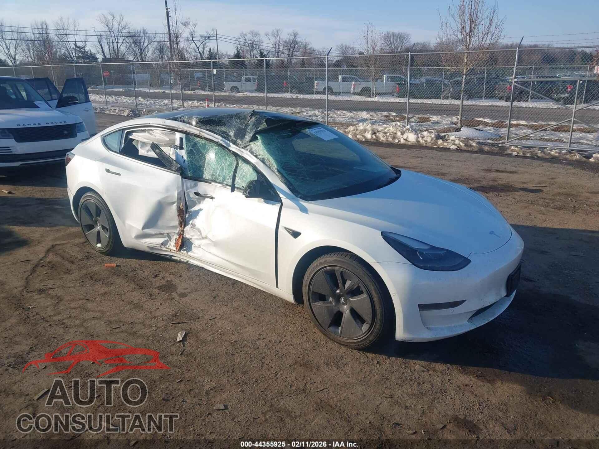 TESLA MODEL 3 2022 - 5YJ3E1EB8NF317564