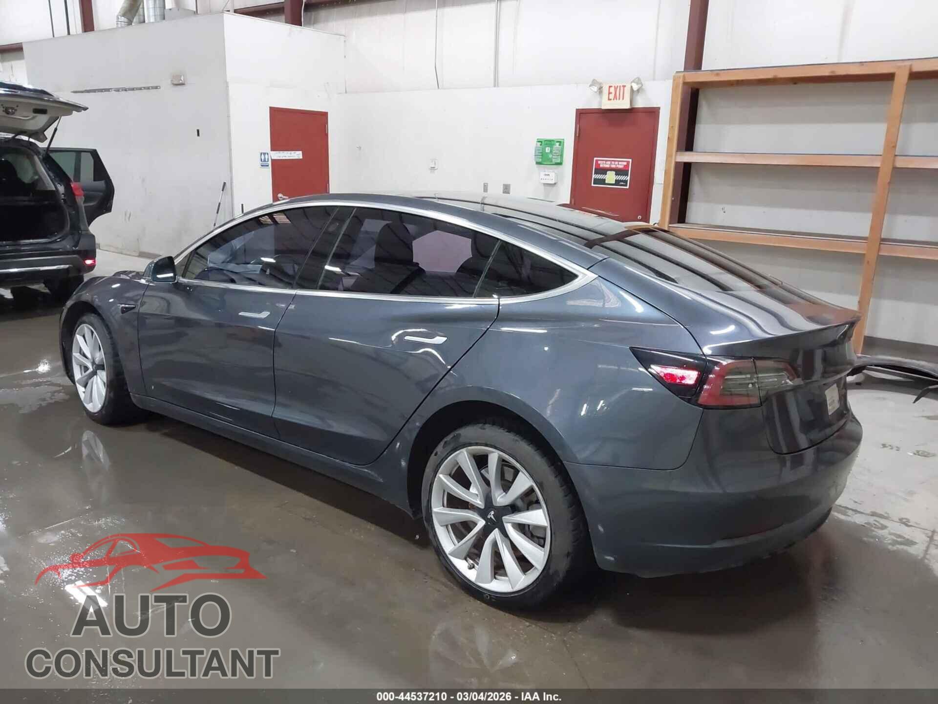 TESLA MODEL 3 2018 - 5YJ3E1EA3JF163024