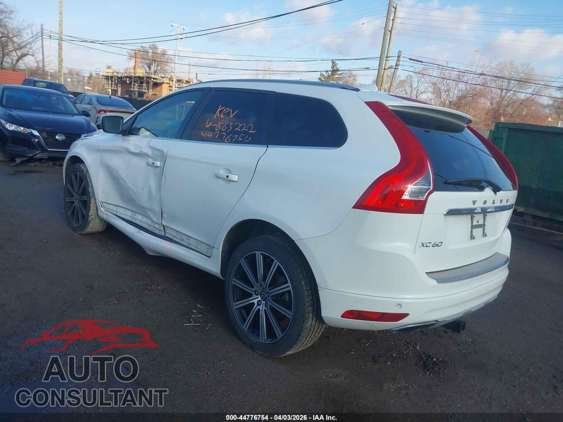 VOLVO XC60 2016 - YV449MDM3G2863222