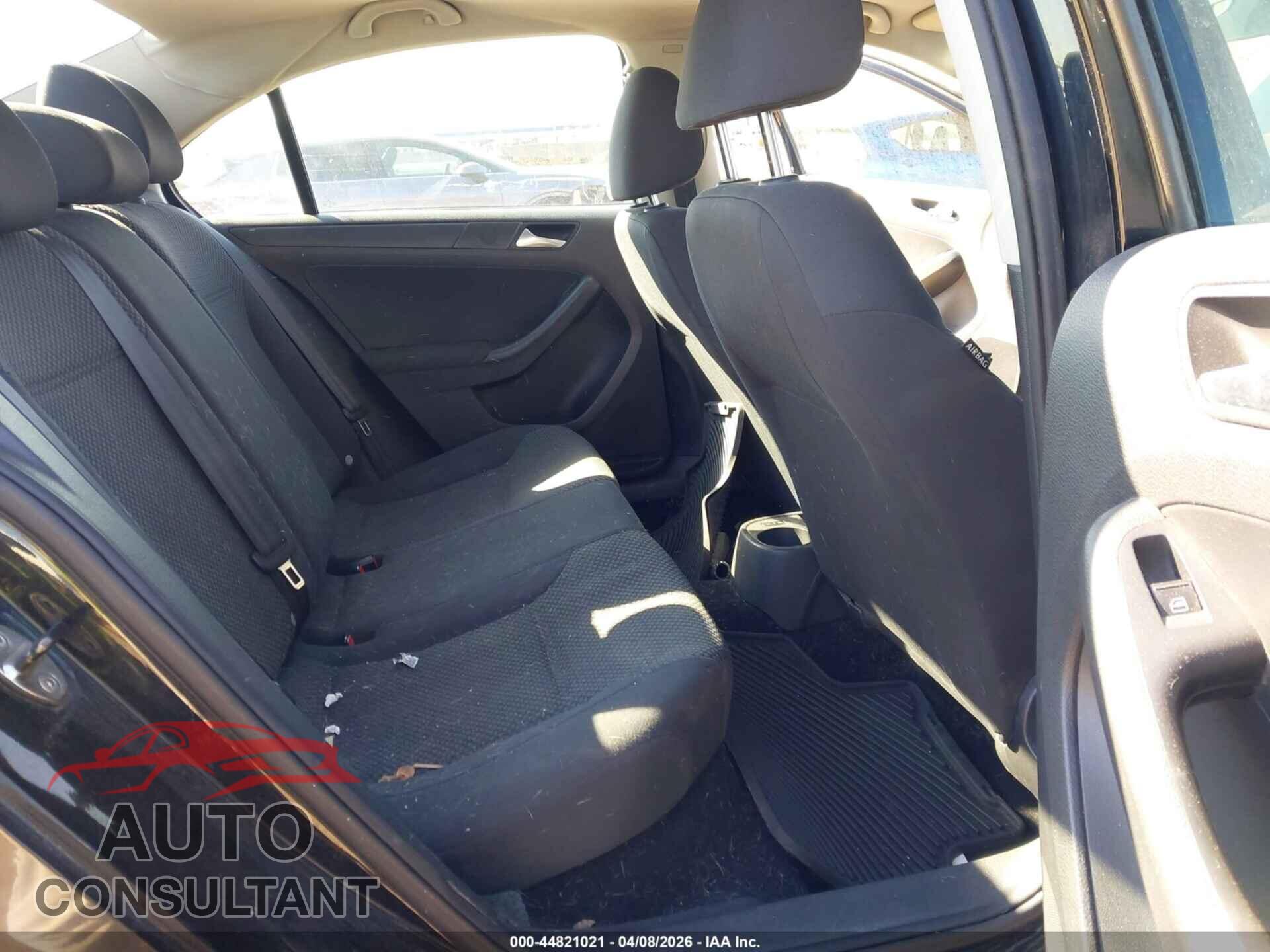 VOLKSWAGEN JETTA 2012 - 3VW1K7AJ2CM387258