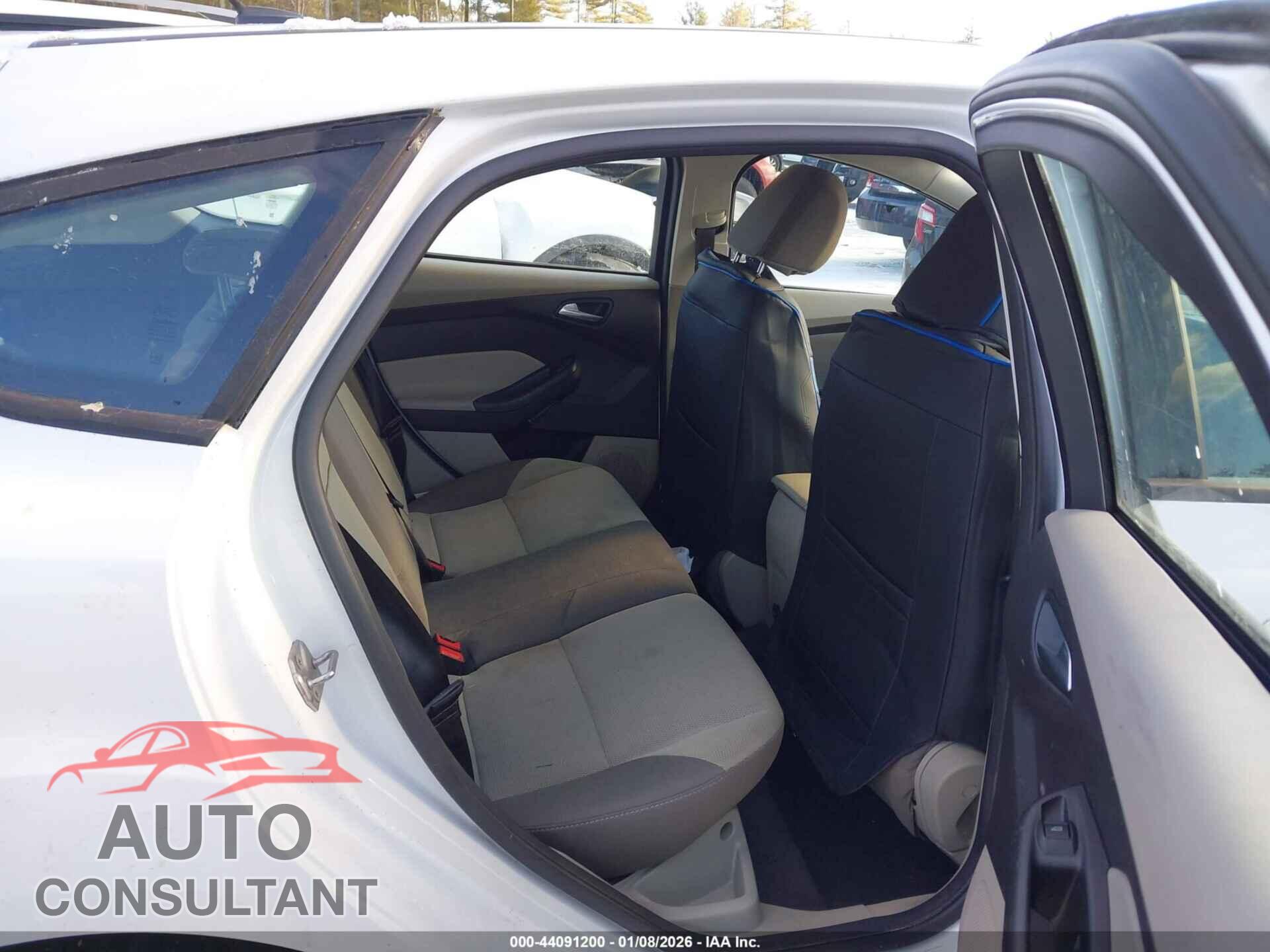 FORD FOCUS 2012 - 1FAHP3K26CL412513