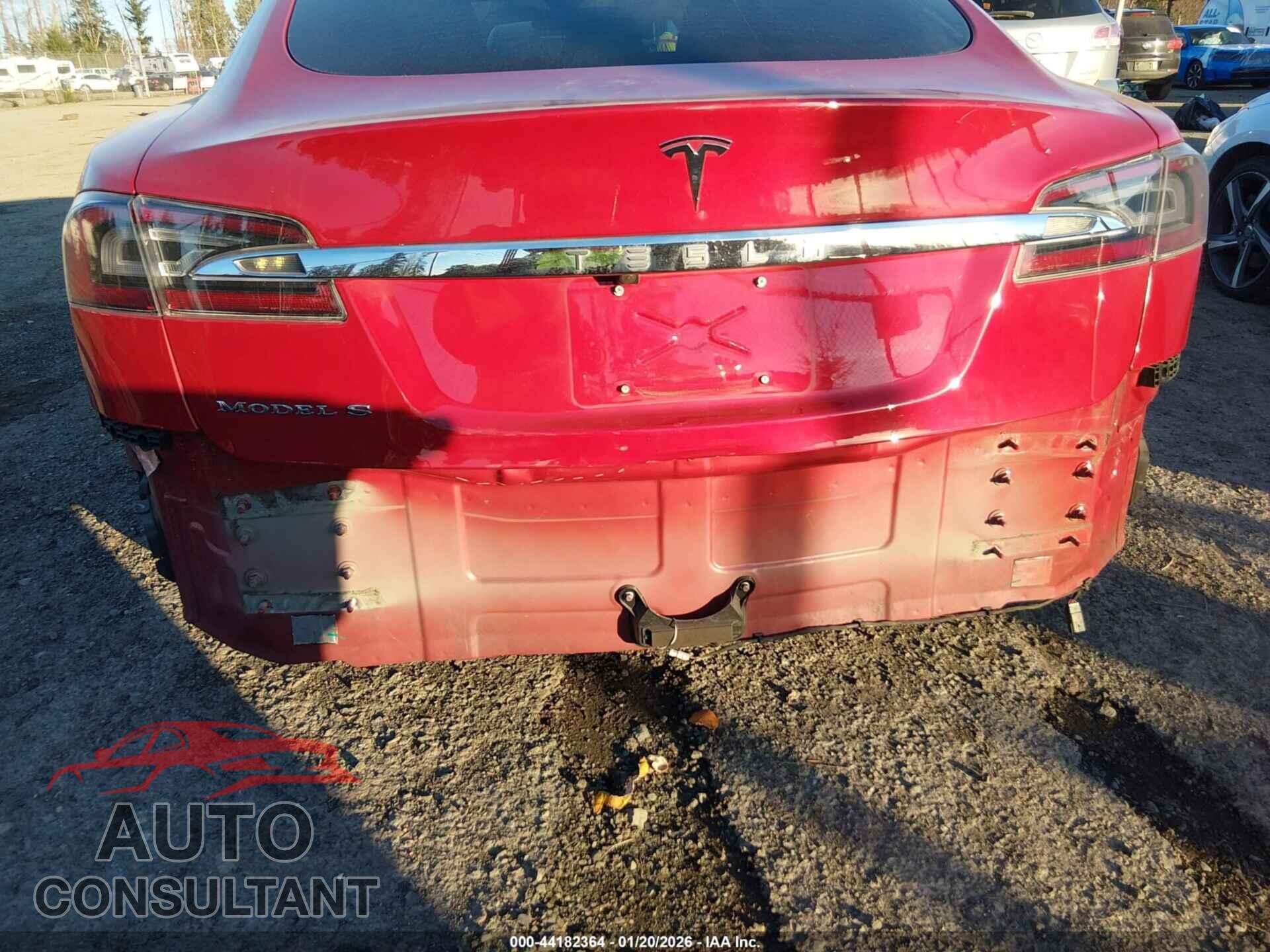 TESLA MODEL S 2016 - 5YJSA1E27GF139091