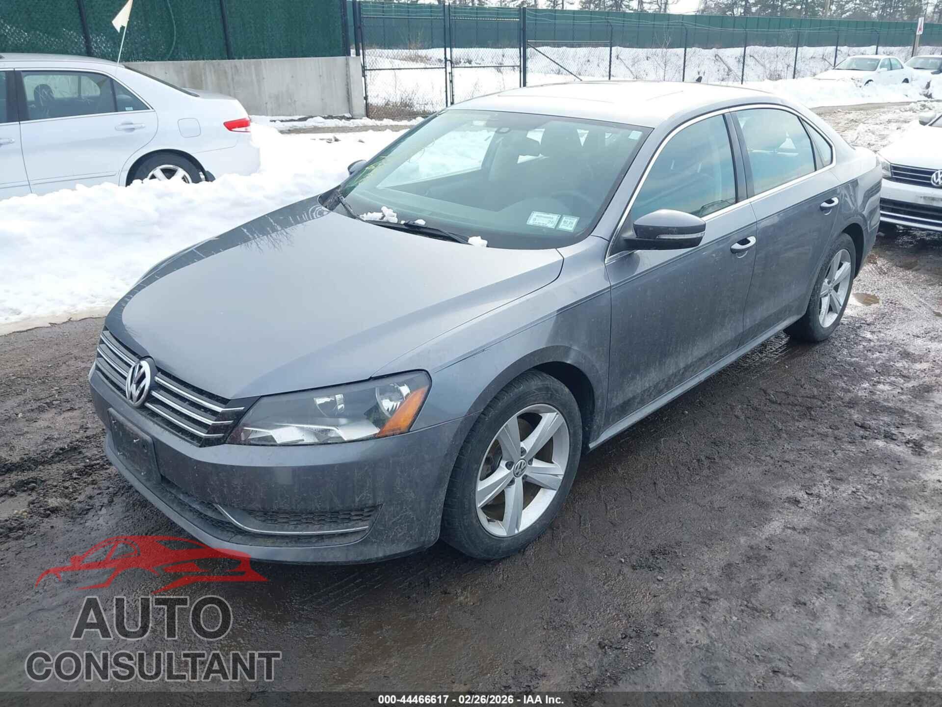 VOLKSWAGEN PASSAT 2013 - 1VWBP7A30DC017792