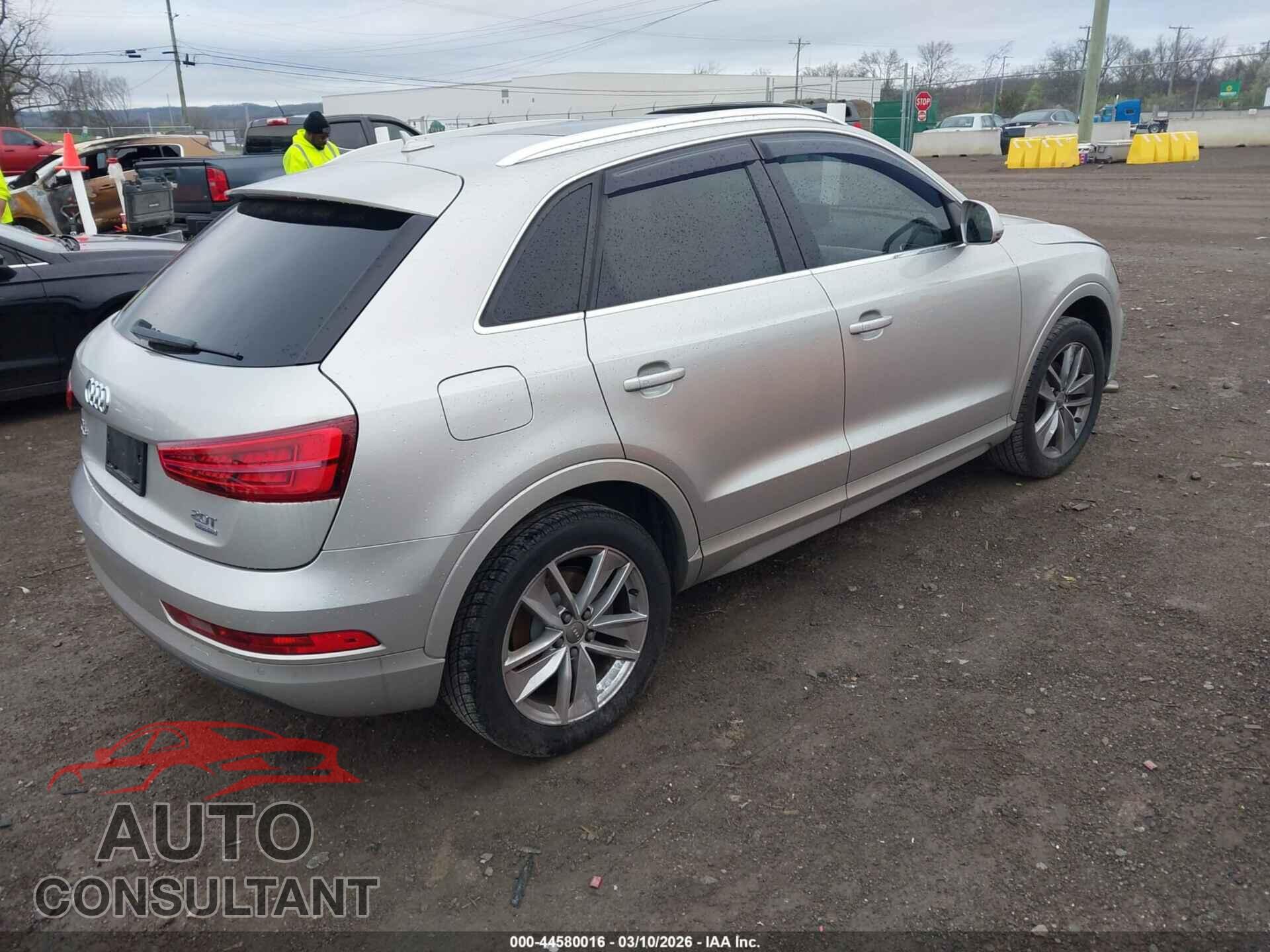 AUDI Q3 2016 - WA1EFCFS6GR008537