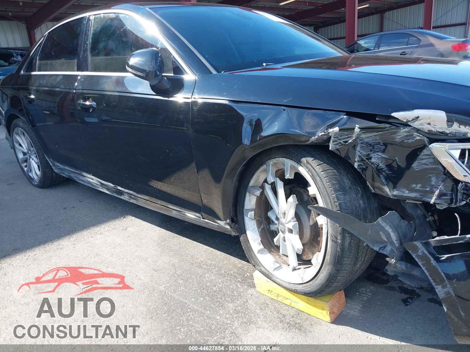 AUDI A4 2019 - WAUGMAF46KN006892