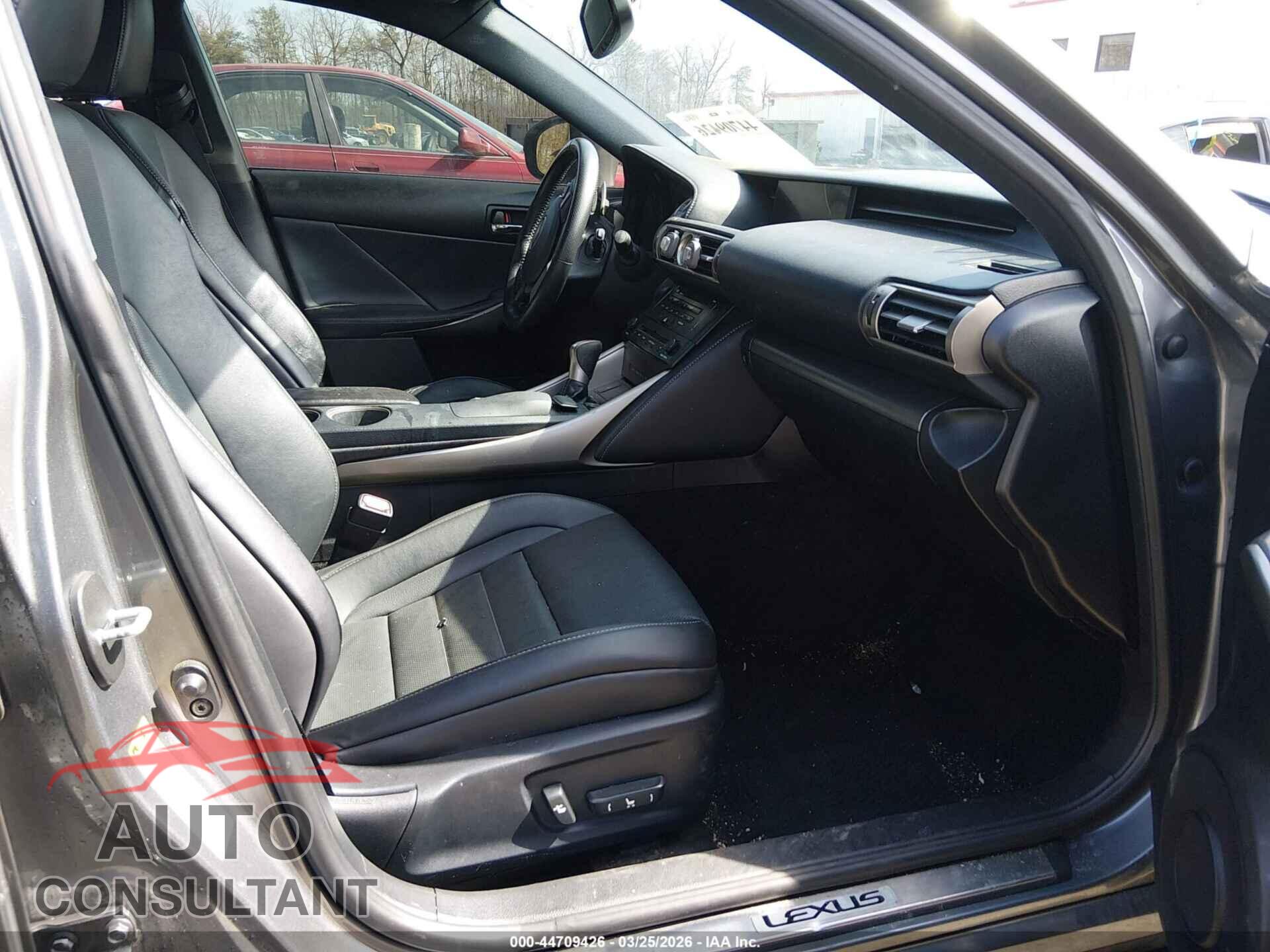 LEXUS IS 350 2014 - JTHCE1D25E5003940