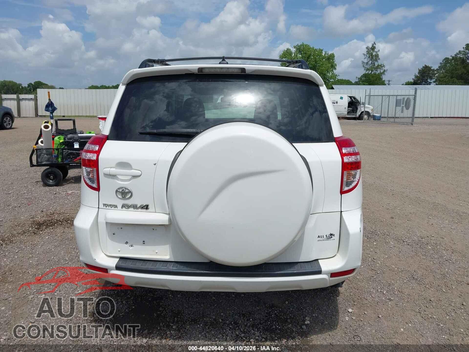 TOYOTA RAV4 2009 - JTMZF33VX9D015156
