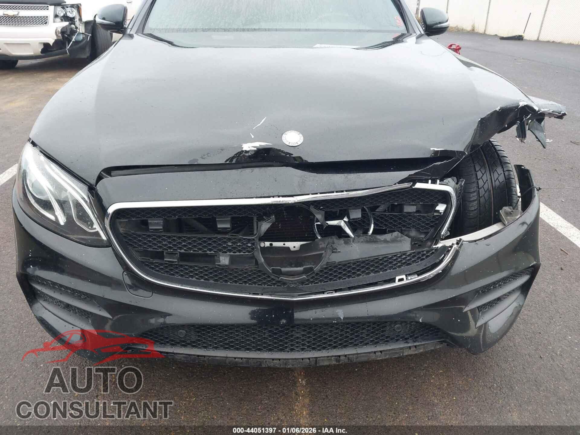 MERCEDES-BENZ E 300 2017 - WDDZF4JB0HA040149